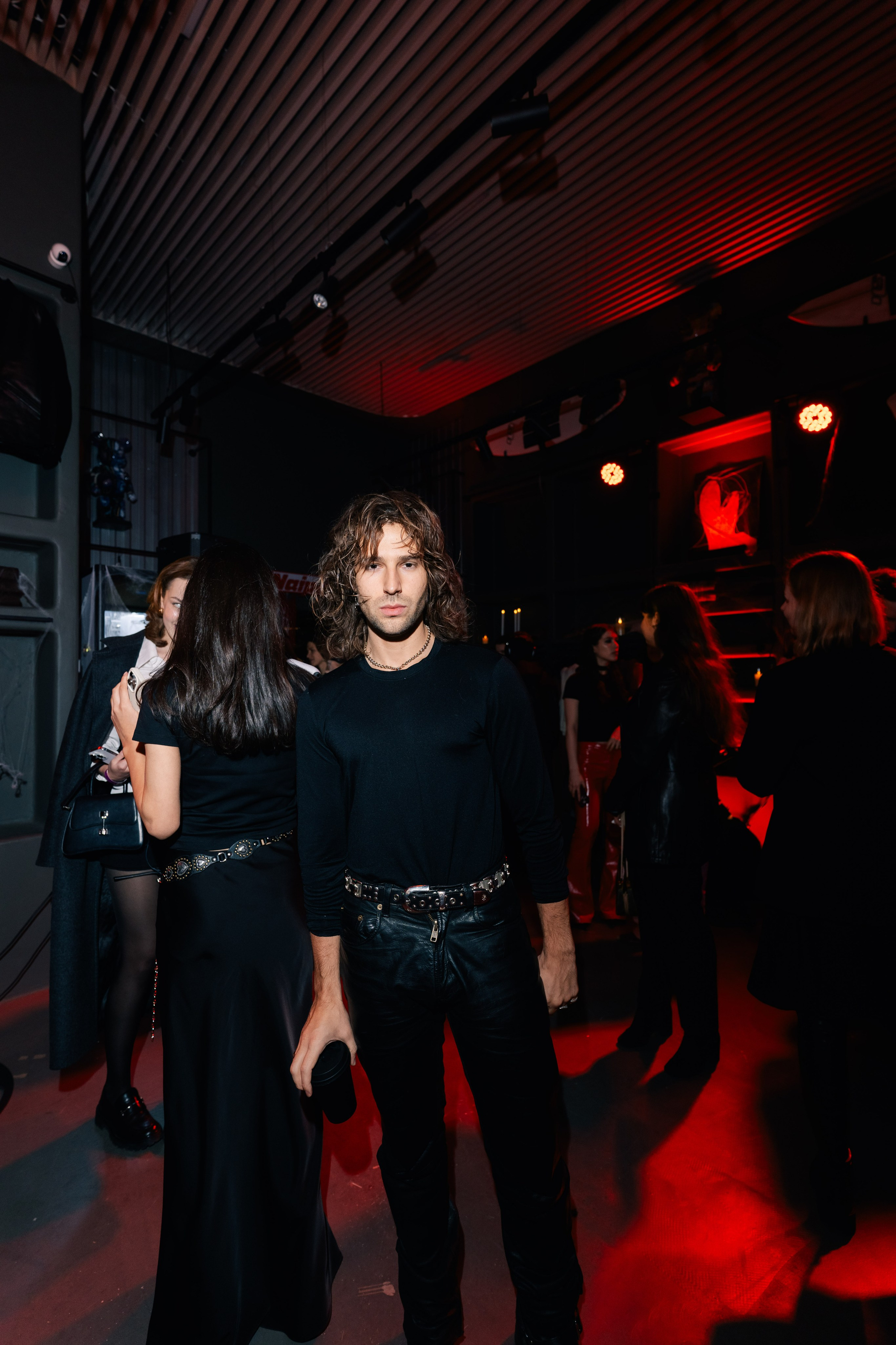 NAIPACHE DARK NIGHT x TWINBY. @oljiofilm: Олег Иванов — фотограф