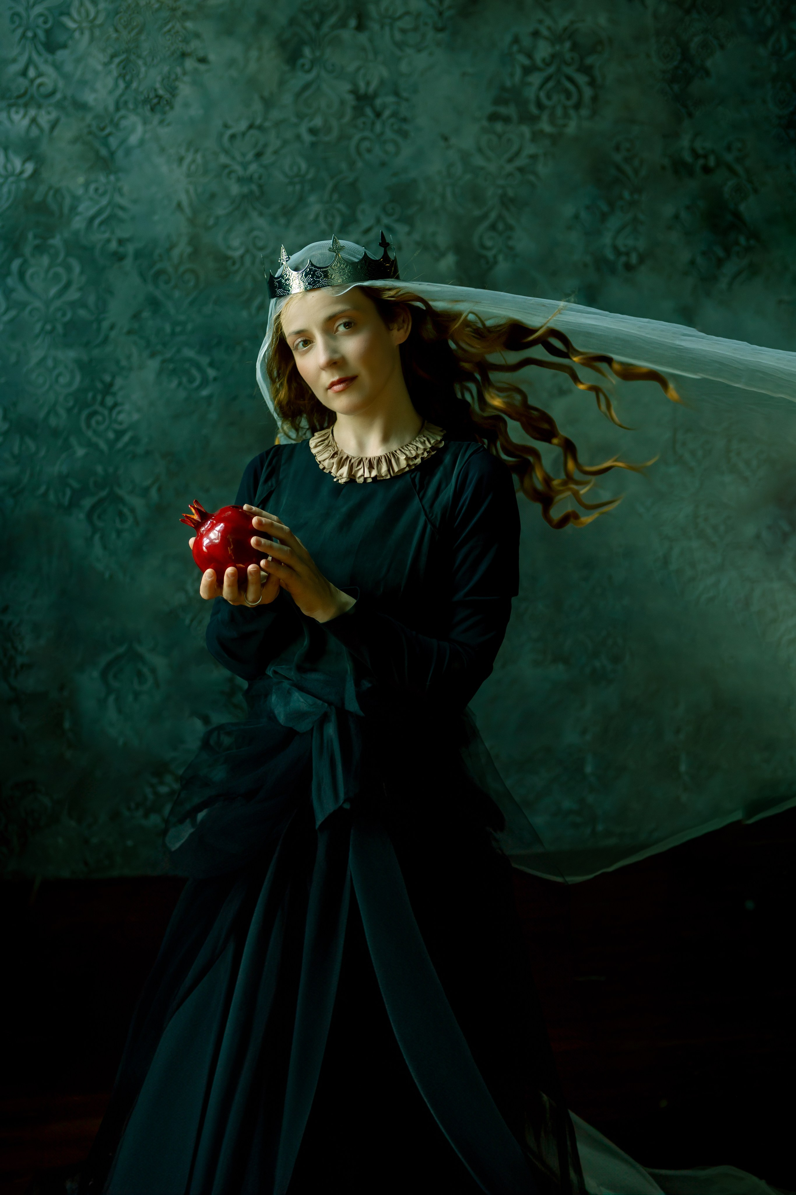 Ольга. Творческая съемка. Портретный творческий фотограф в Москве Надя Дудник