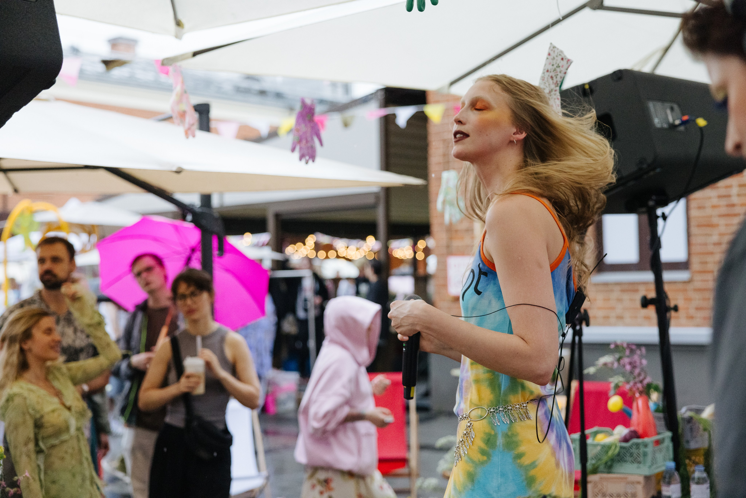 7–8 июня 2025 в пространстве «Три вокзала. Депо» / День 1 / фото Валерий Белобеев. Фотоотчеты «Ламбада-маркета»