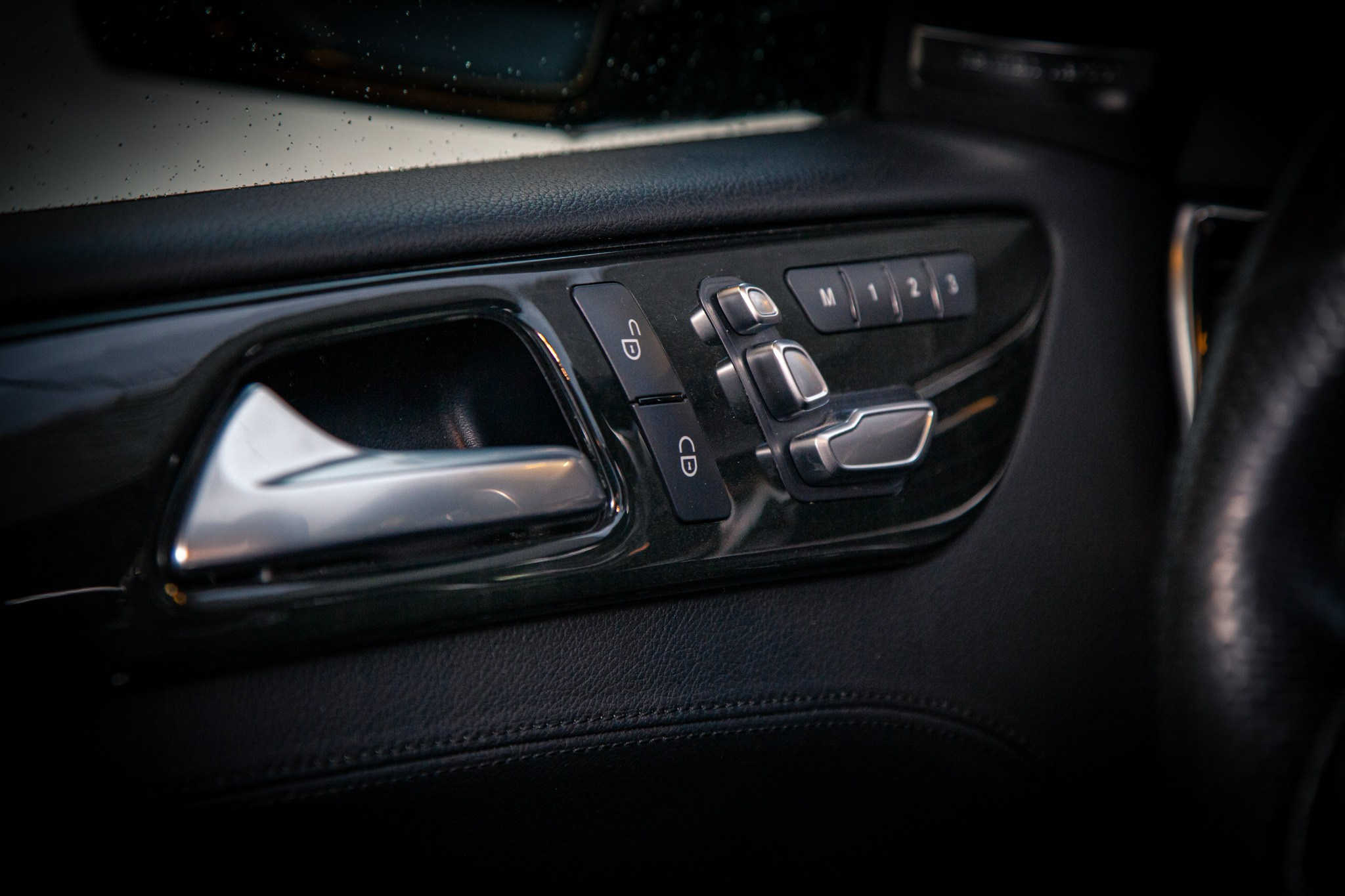 Детали интерьера Mercedes-Benz