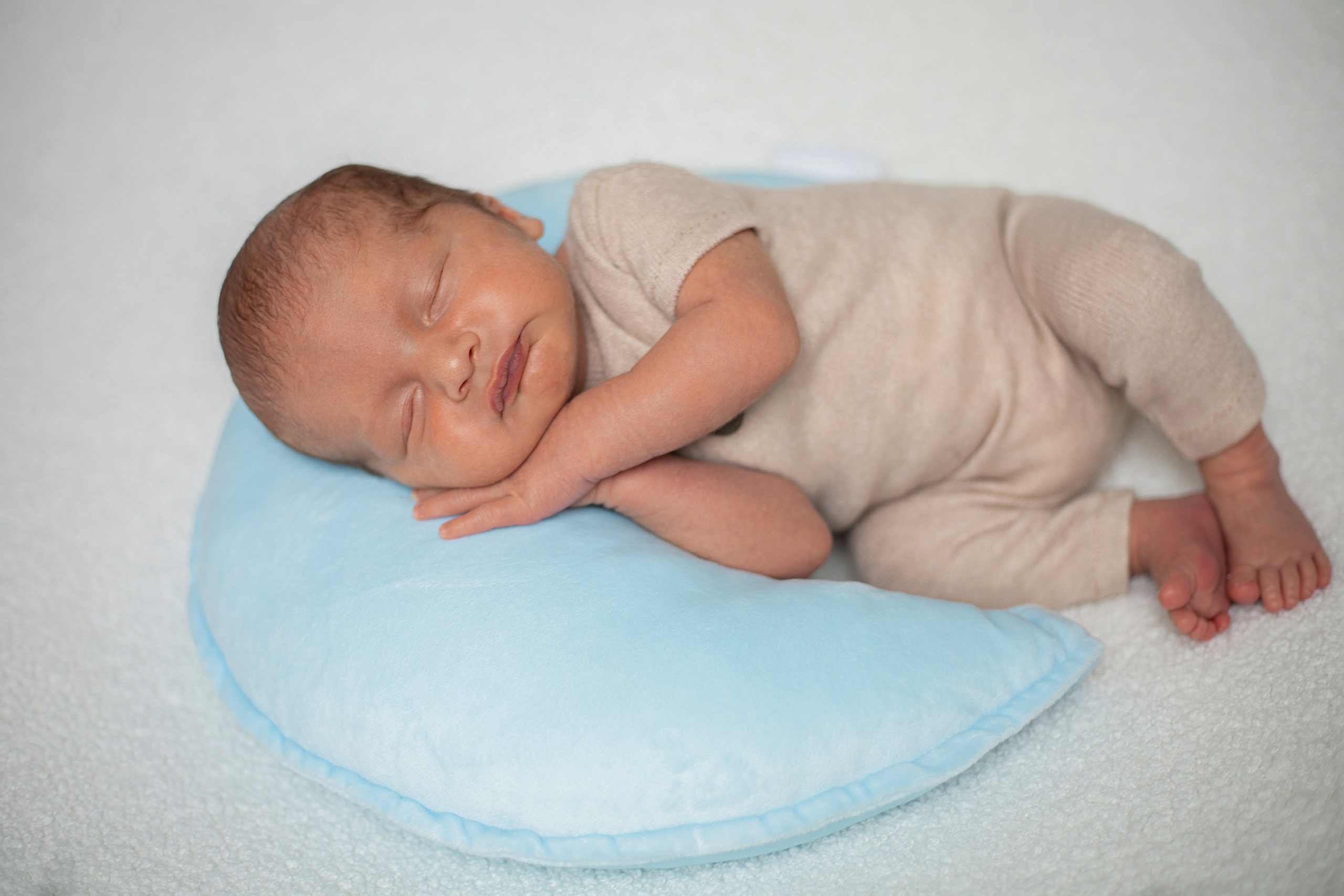 Новорожденные. Фотограф новорожденных в Екатеринбурге