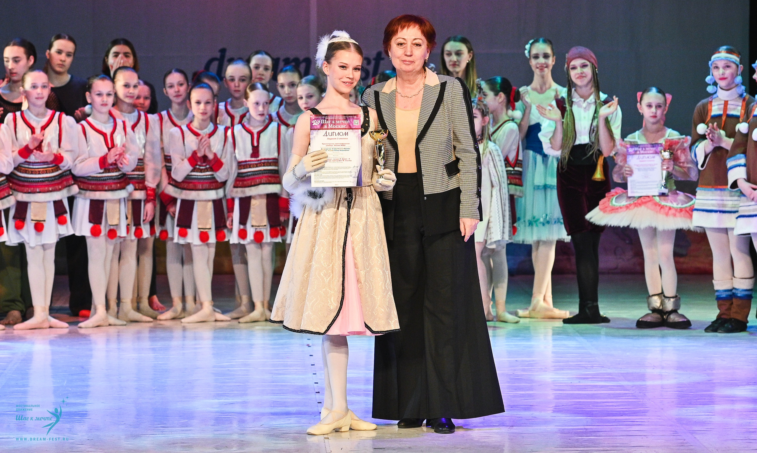 12.04.2025 Фестивальное движение «Шаг к мечте» г. Москва. Медиастудия Фото Концепт