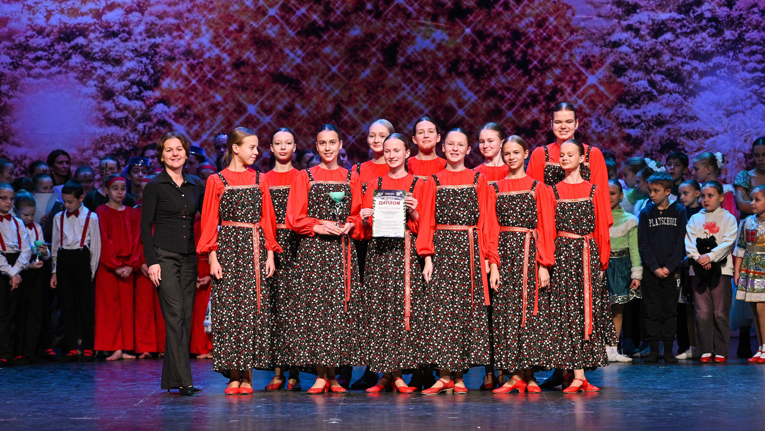 14.11.2024 «Новогодний Звездопад Талантов» Фестивальное движение «Шаг к мечте» г. Москва. Медиастудия Фото Концепт