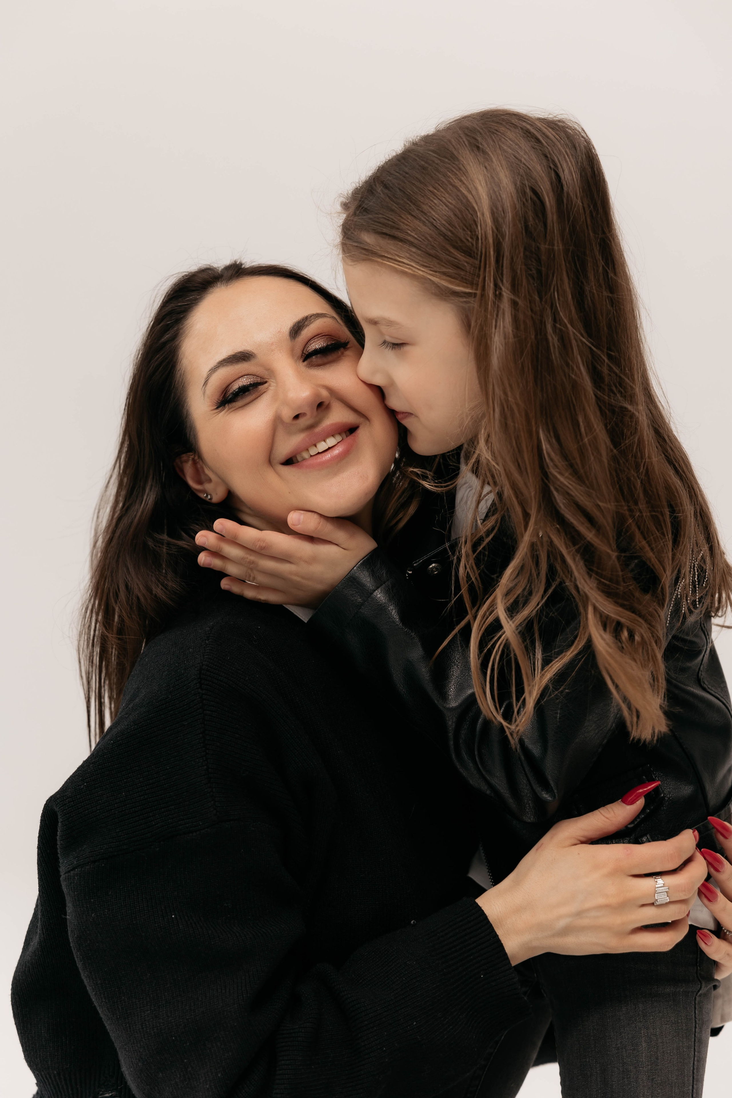 Алена, Луша и Дуня, 2024 г. Персональный фотограф Катерина Литвинова