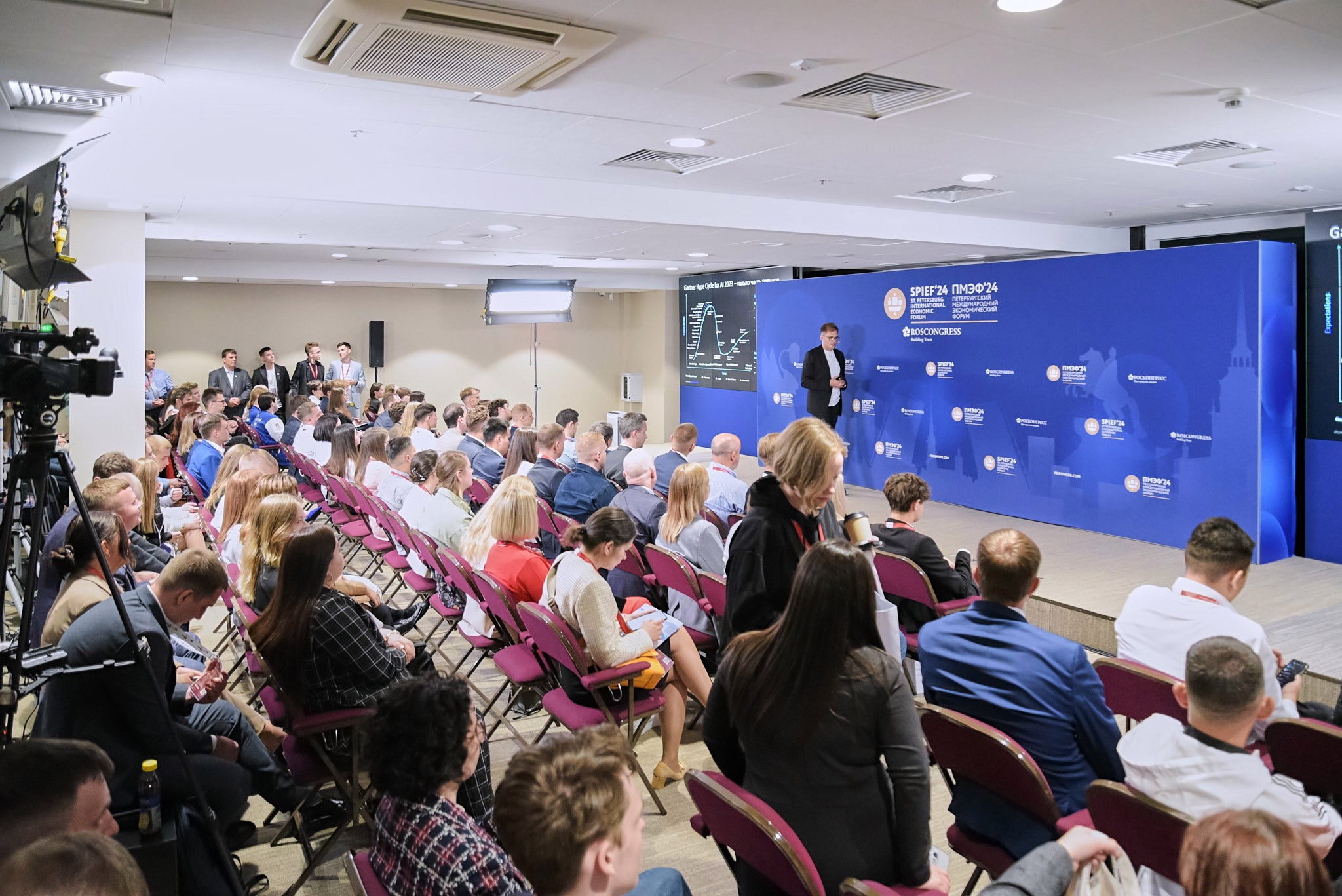 ПМЭФ-2024. Иван Ступа, репортажный фотограф в Санкт-Петербурге и Ленинградской области