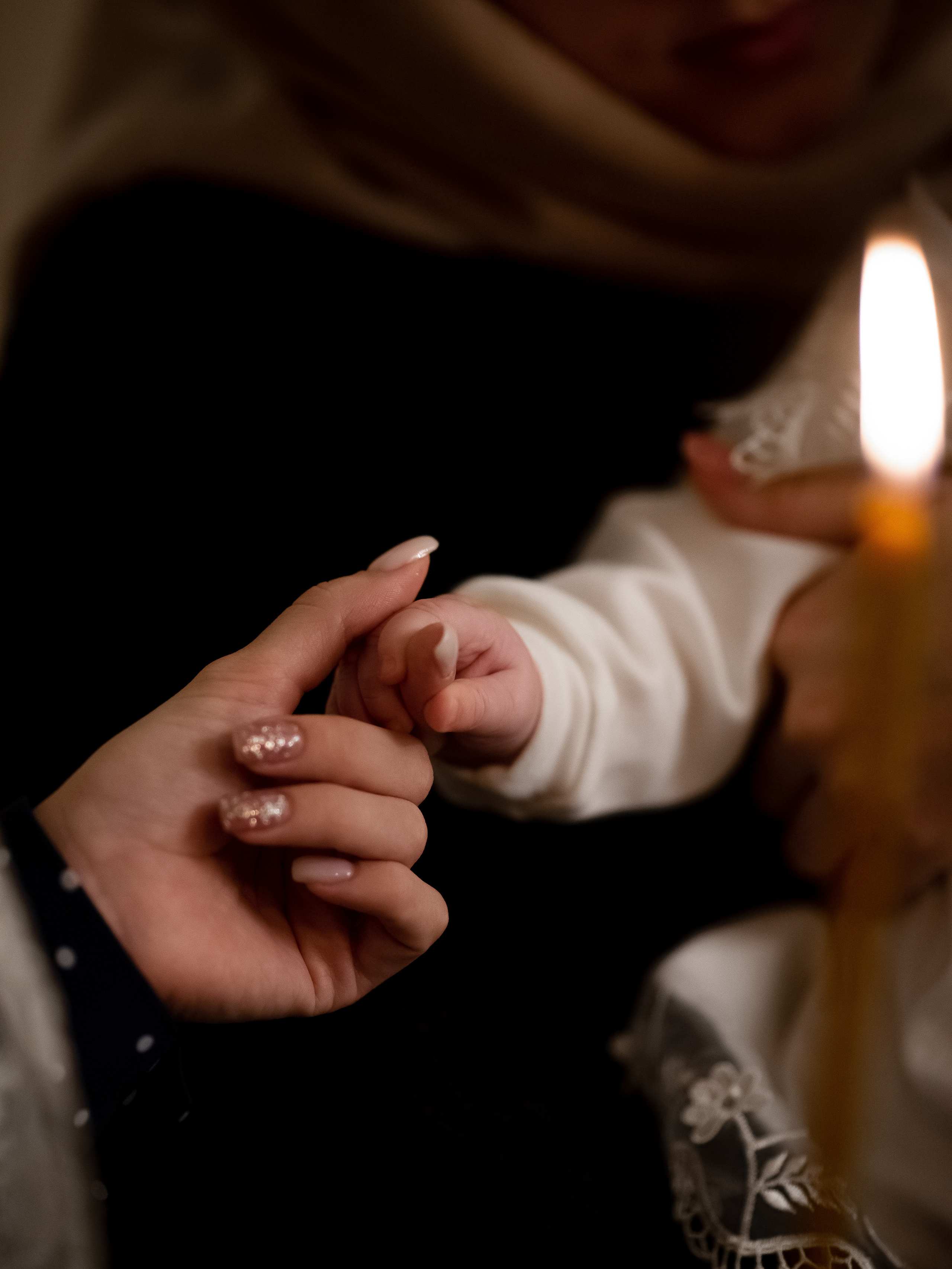 Таинство крещения в храме г. Звенигрод. Фотограф Олеся Бакалина