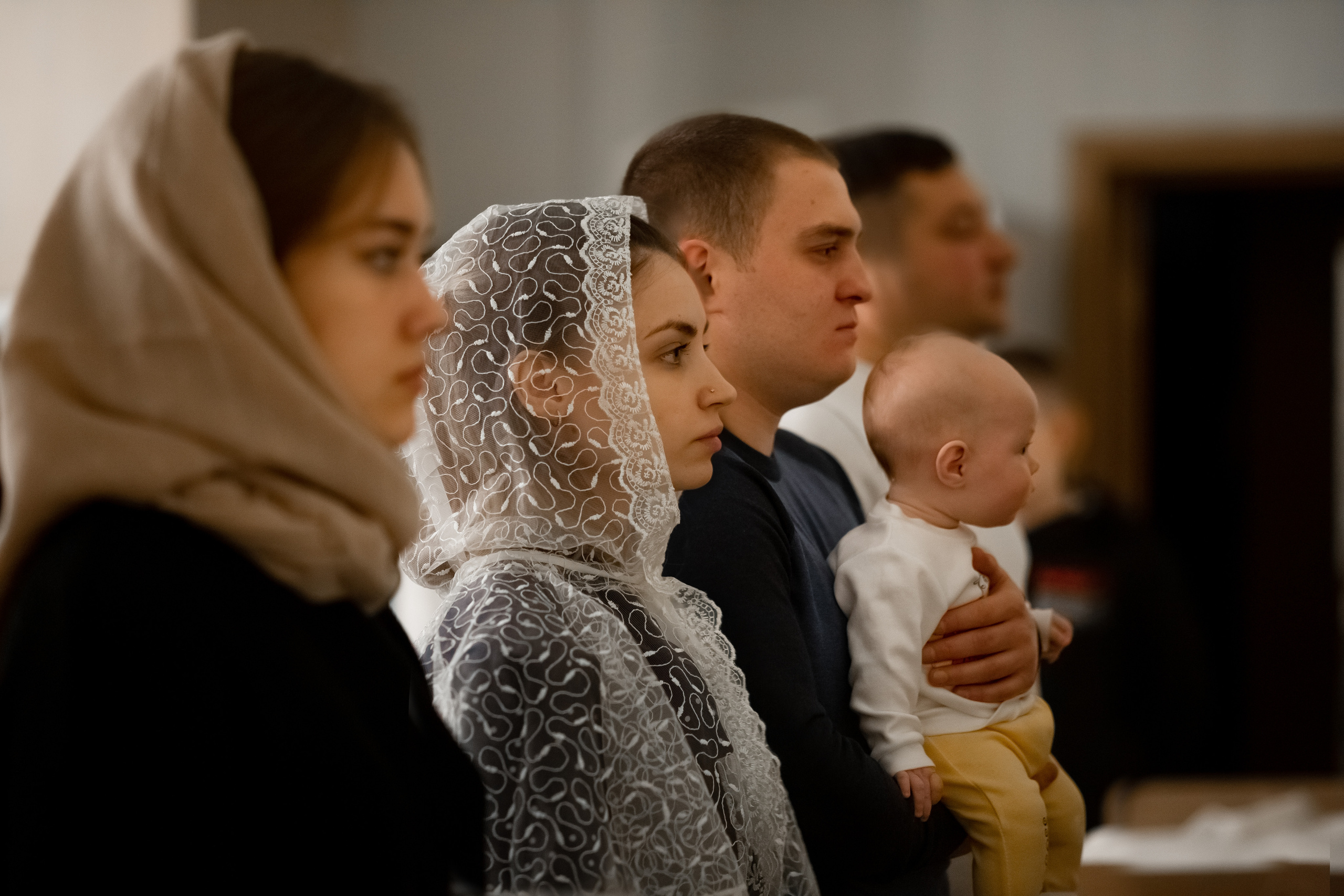 Таинство крещения в храме г. Звенигрод. Фотограф Олеся Бакалина