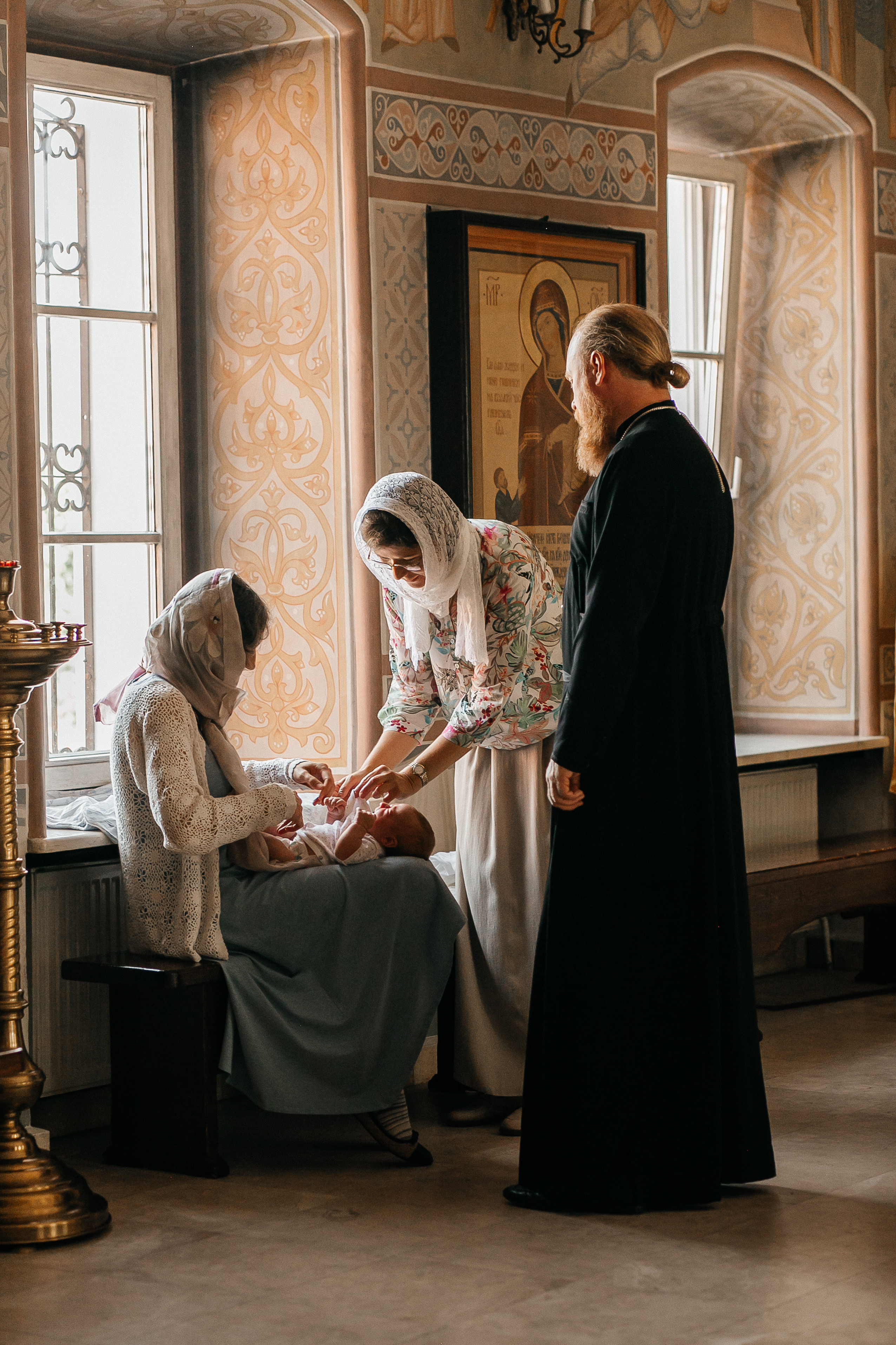 Крещение в храме с. Луцино. Фотограф Олеся Бакалина