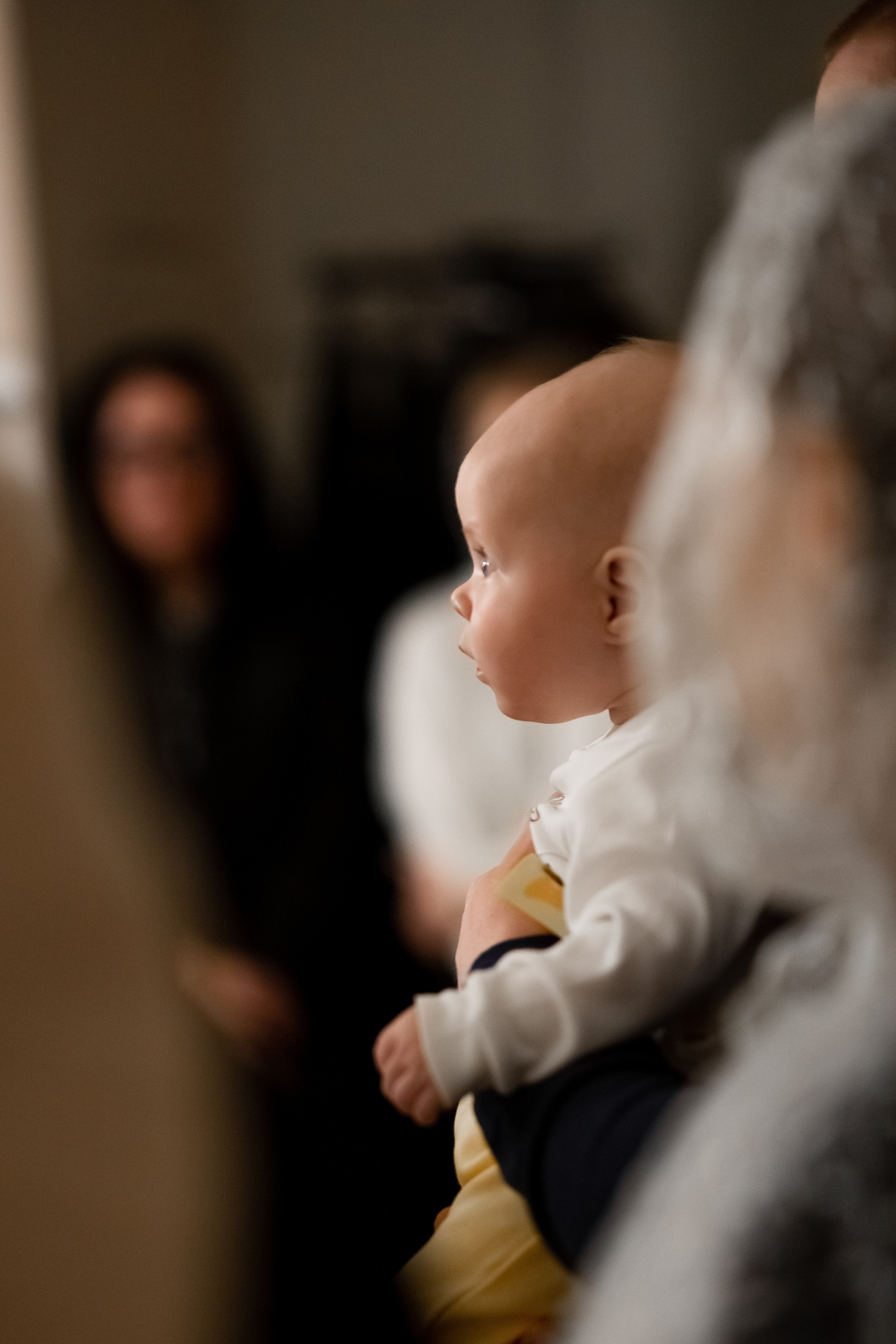 Таинство крещения в храме г. Звенигрод. Фотограф Олеся Бакалина