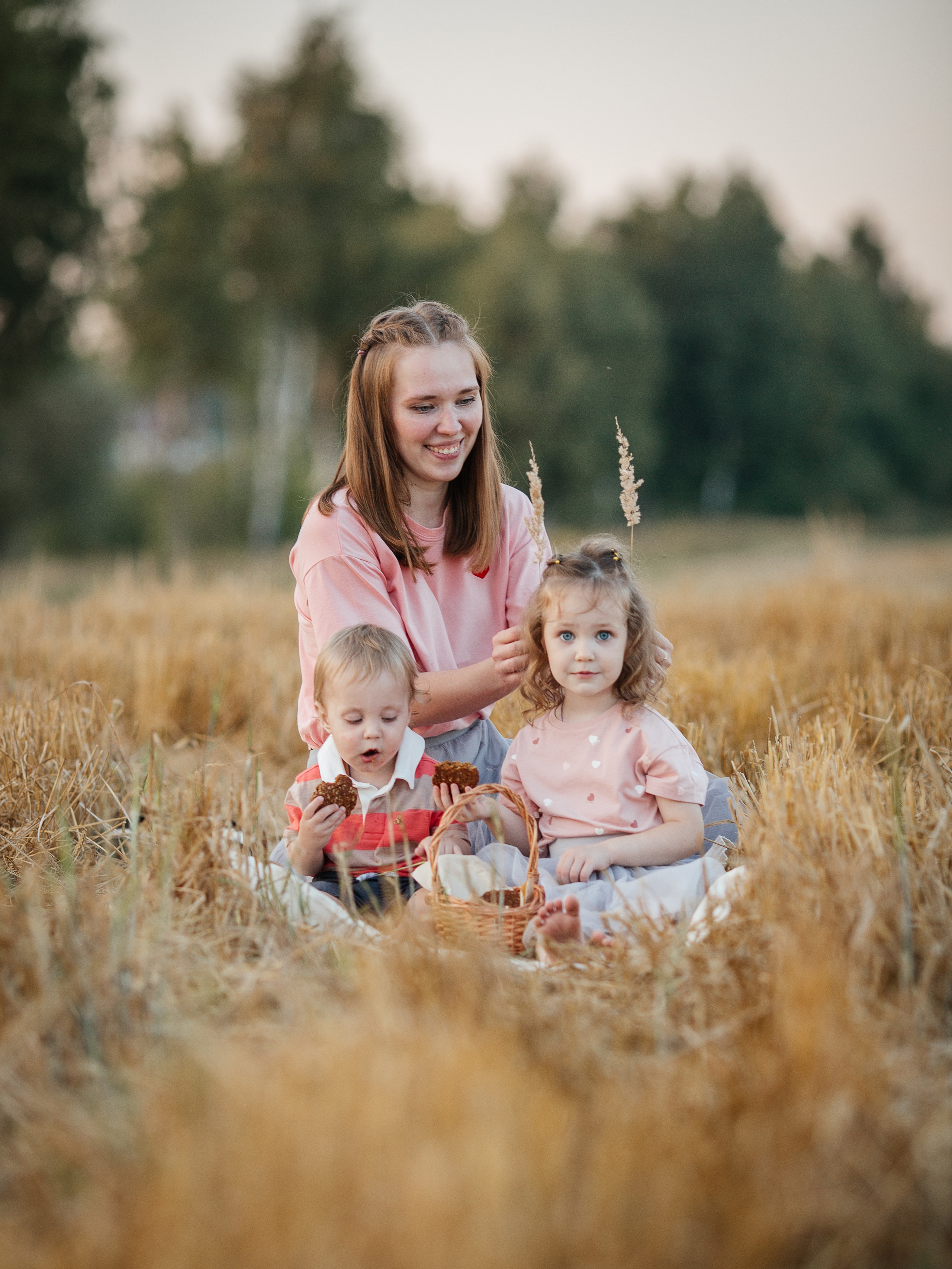 «Стандарт» Алеся, Полина, Дёма. Фотограф Олеся Бакалина