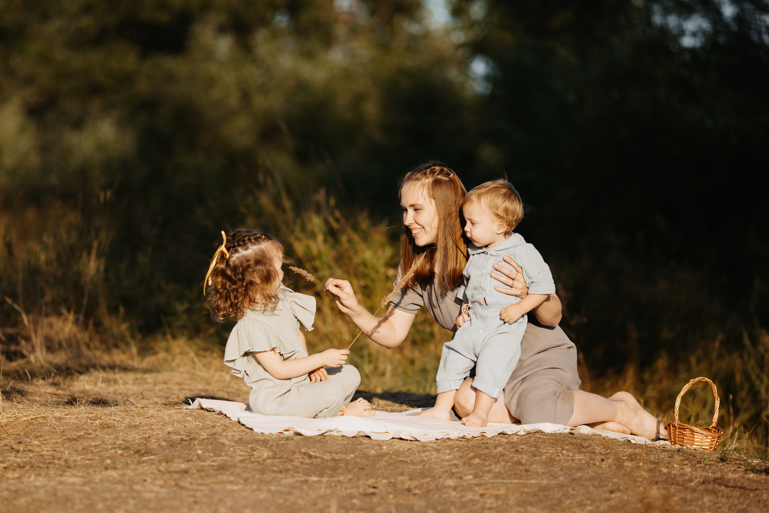 «Стандарт» Алеся, Полина, Дёма. Фотограф Олеся Бакалина