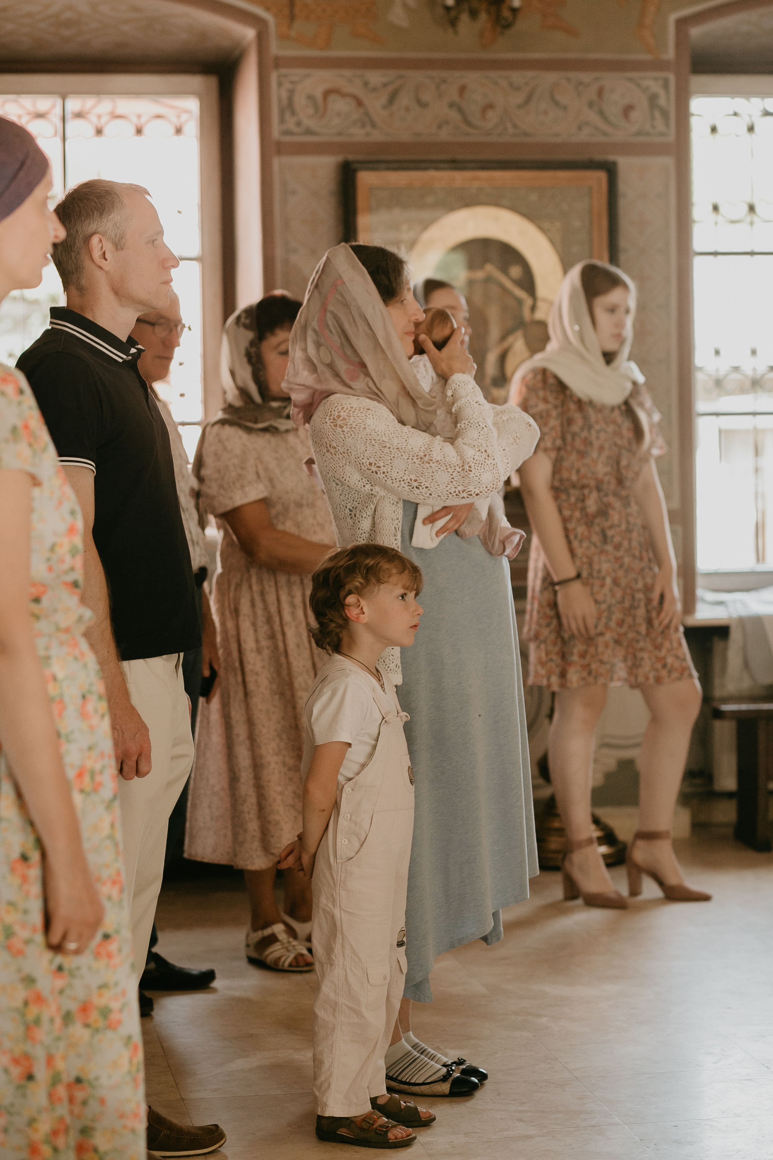 Крещение в храме с. Луцино. Фотограф Олеся Бакалина