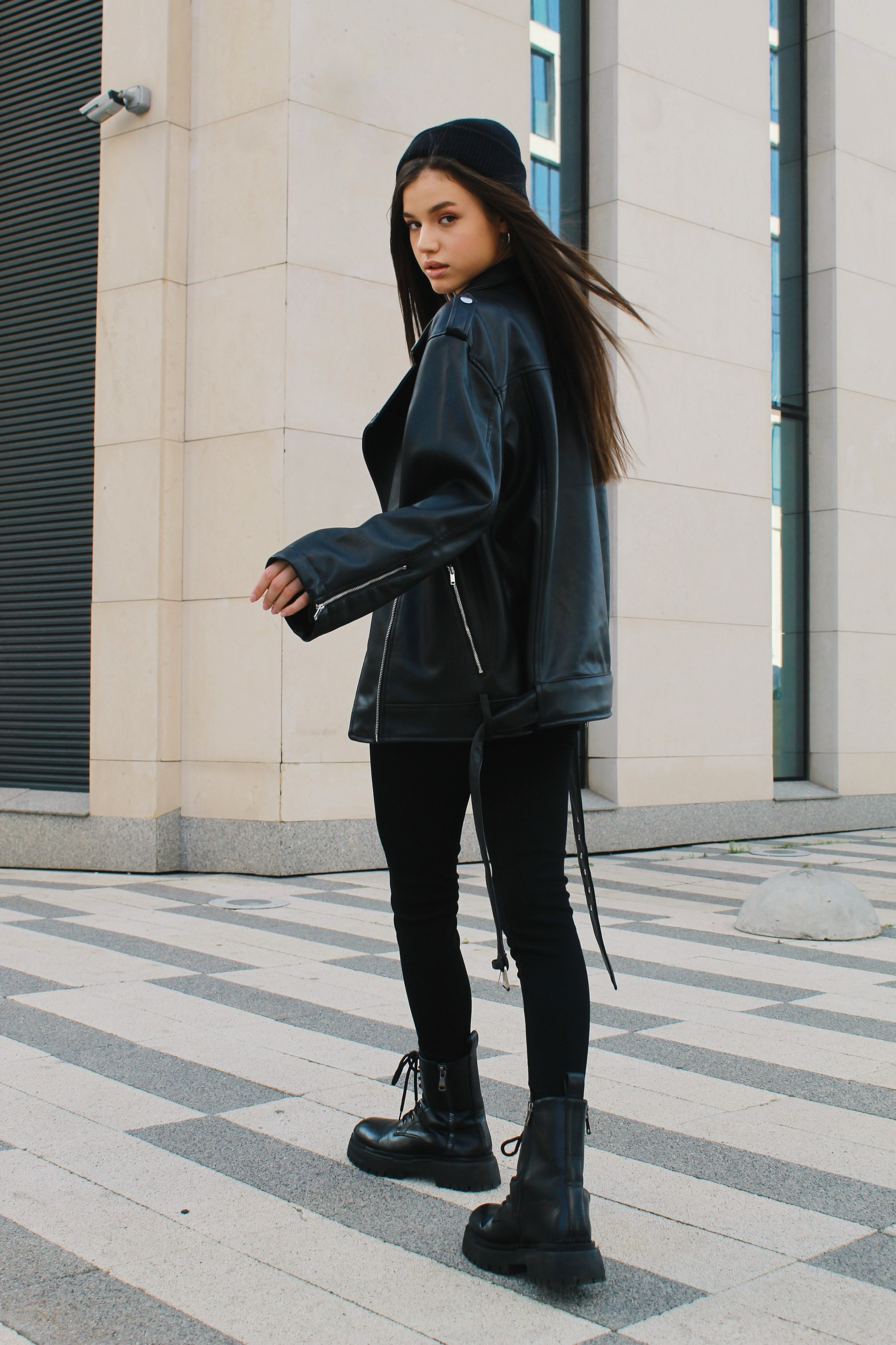 MATTENA. Glow Models