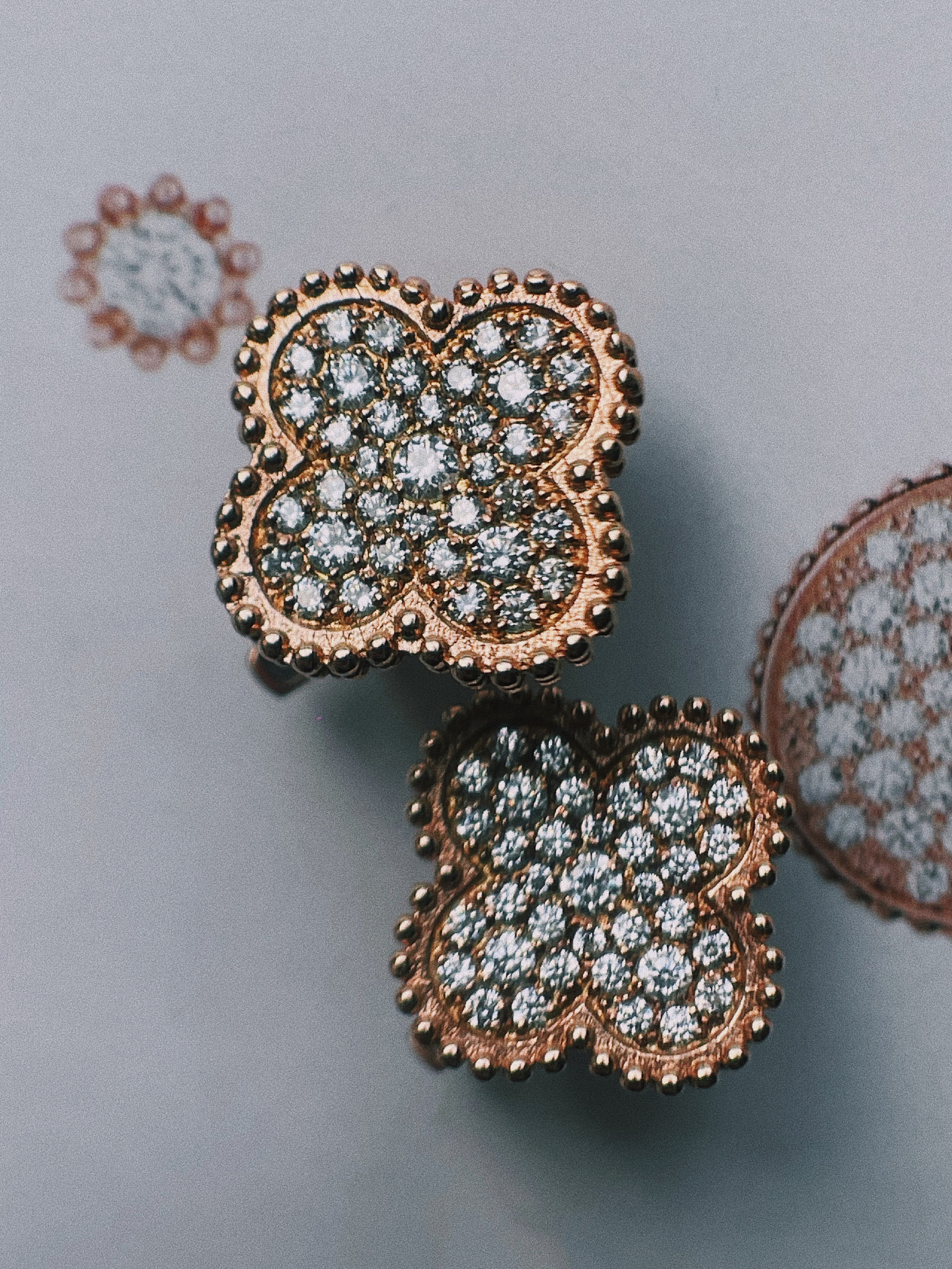 SHEERIN COLLECTION. Серебро 925 пробы, золочение, фианиты.