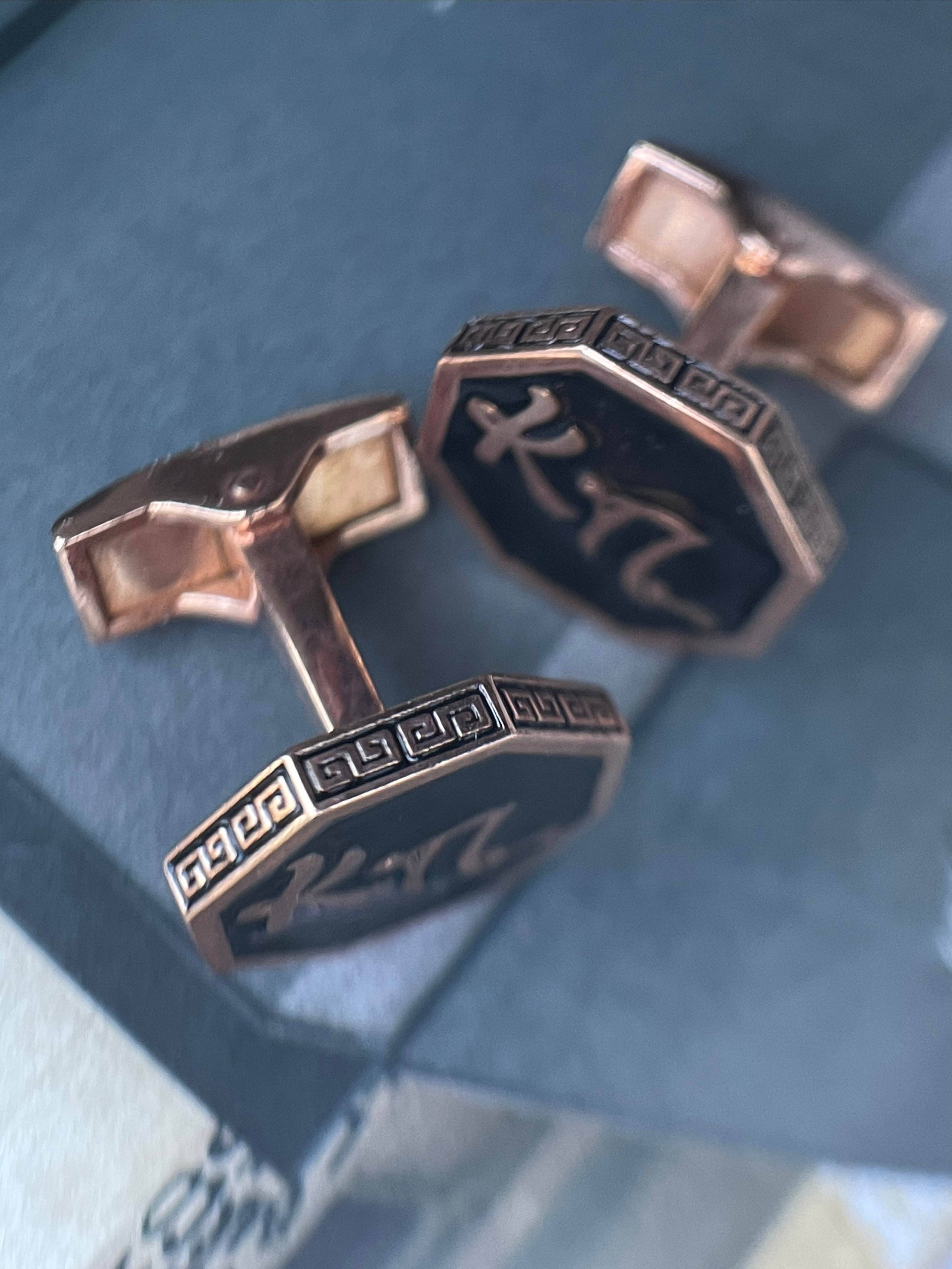 SHEERIN FOR MEN. Серебро 925 пробы, золочение. Техника холодной эмали. 