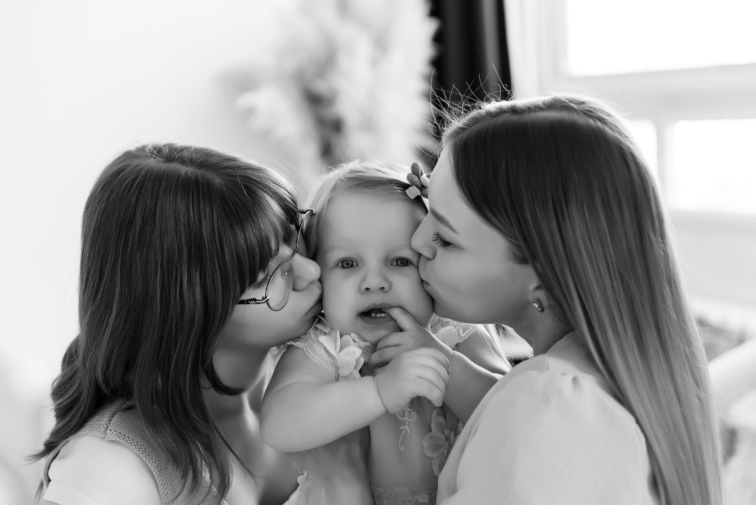 Семейная фотосессия 1 год в Москве. Детский фотограф в Долгопрудном и Москве