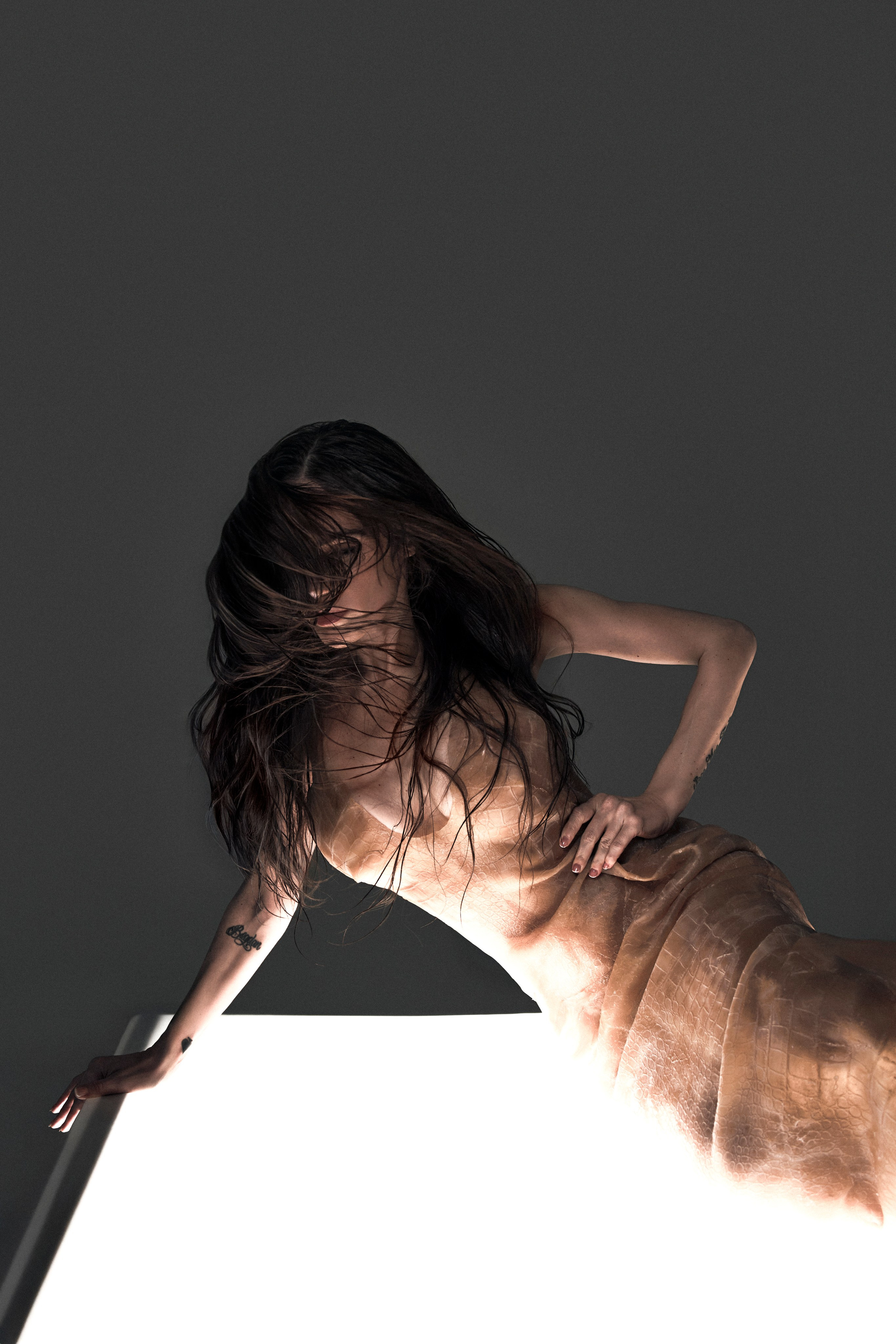 Alena Vodonaeva. Jonyiti