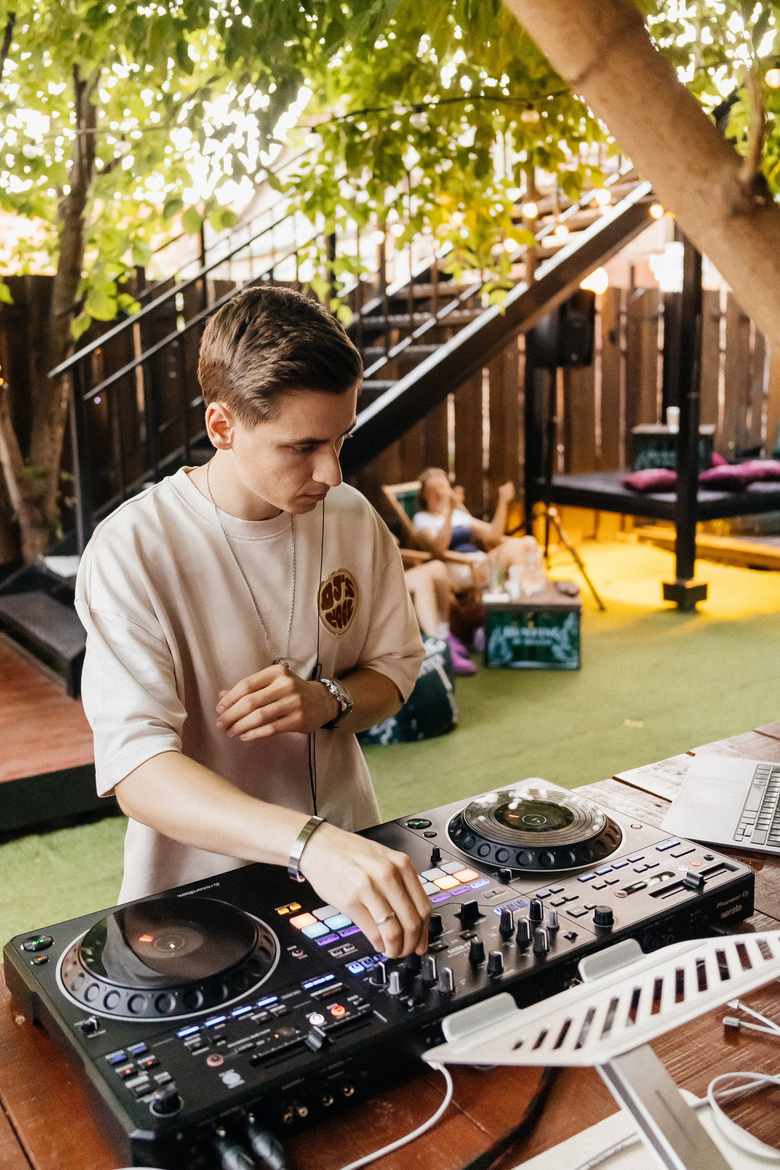 Среда — маленькая пятница| Караоке — бар «Vibe». Фотограф Кемерово | Сергей