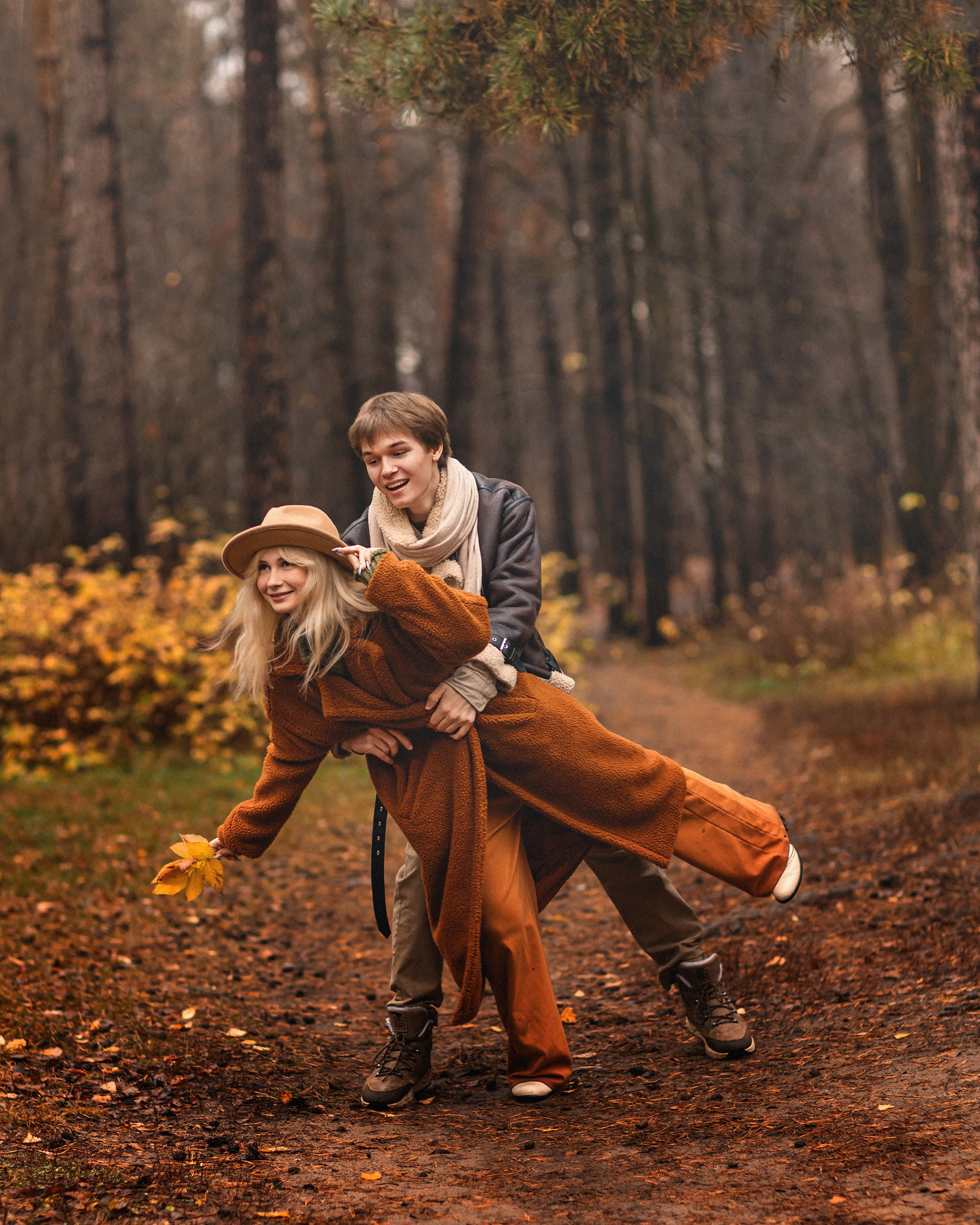 Осенняя лавстори. Детский и семейный фотограф Елена Михайлова в Москве