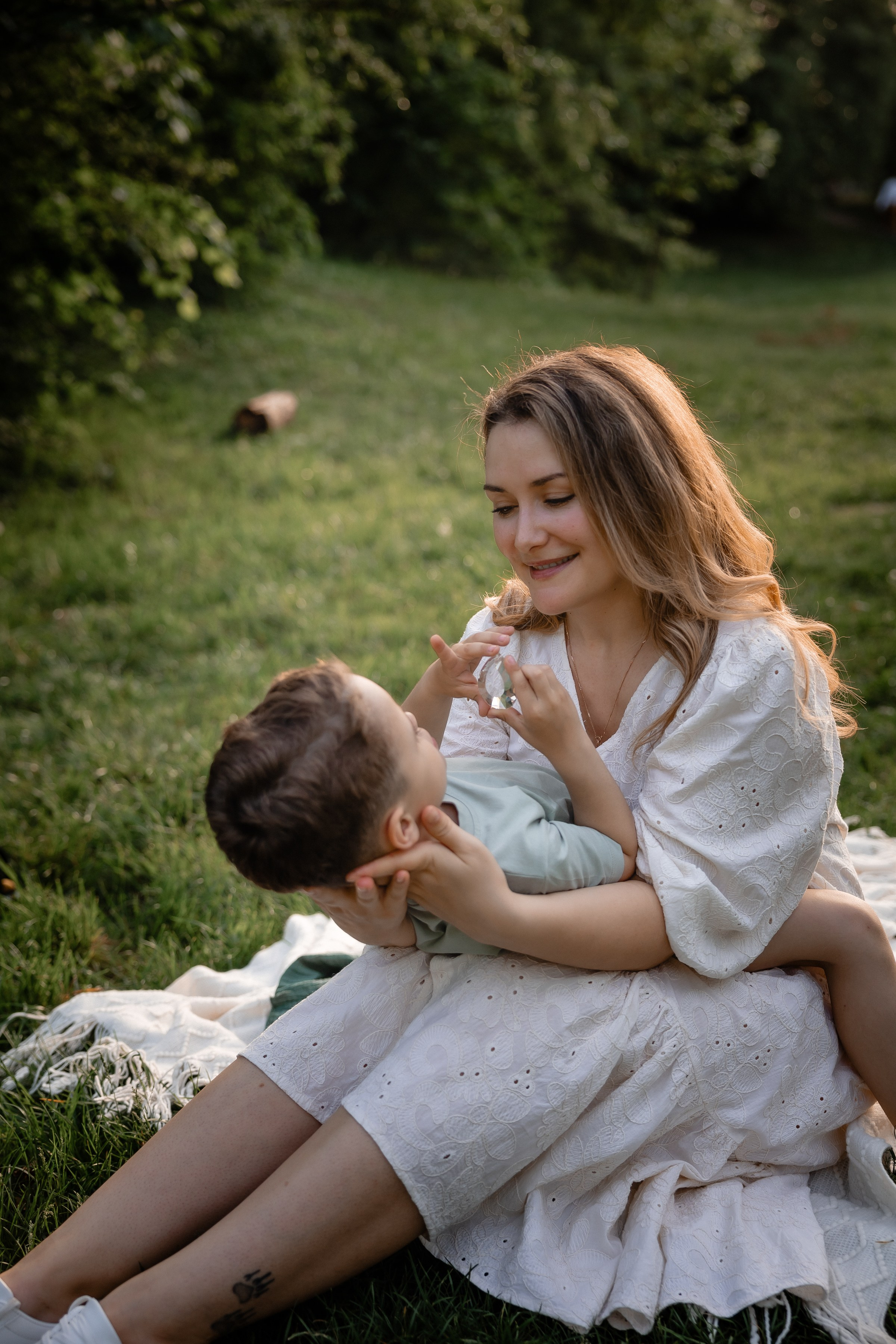 Мама и сын — прогулка в парке. Семейный и детский фотограф в Краснодаре Ксения Новикова