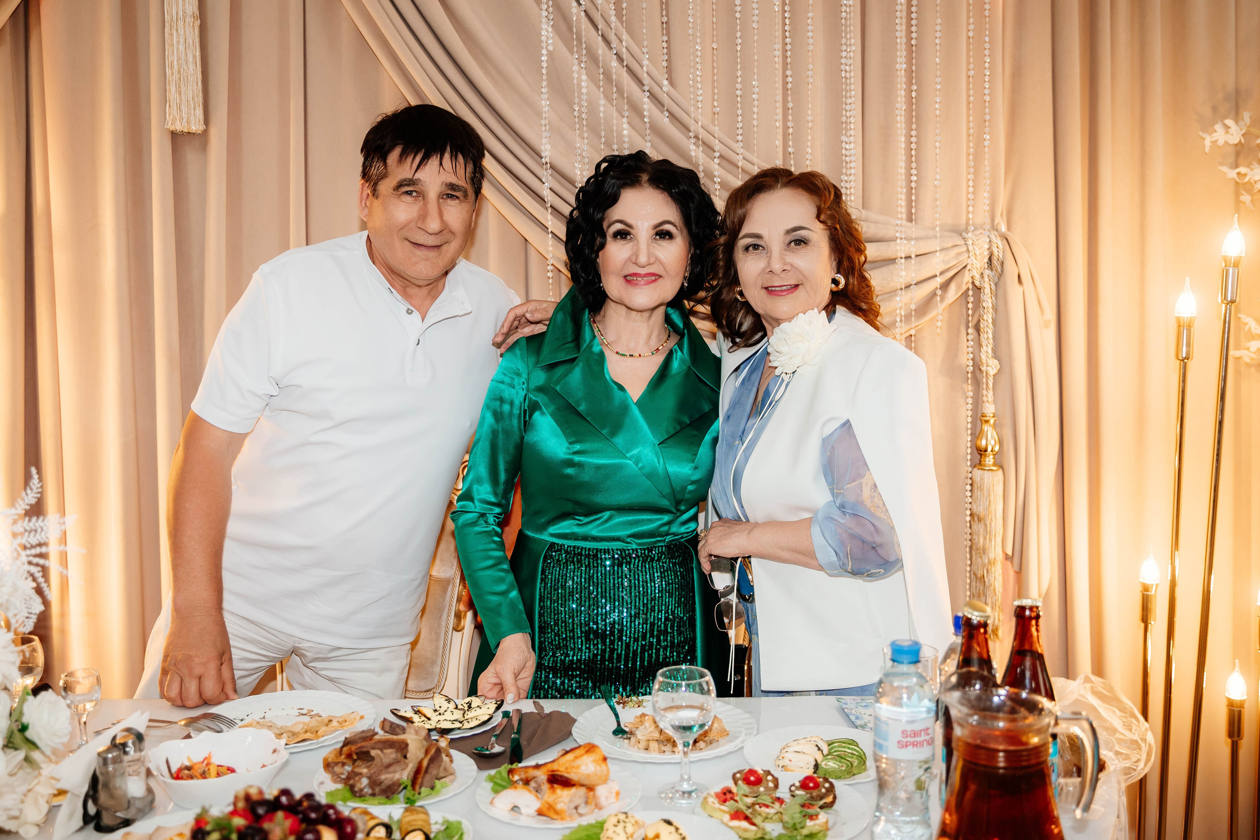 Юбилей Зульфии Шакировой (заслуженная и народная артистка РТ и РБ). Фотограф Чекмагуш Уфа Хансверова Зарина