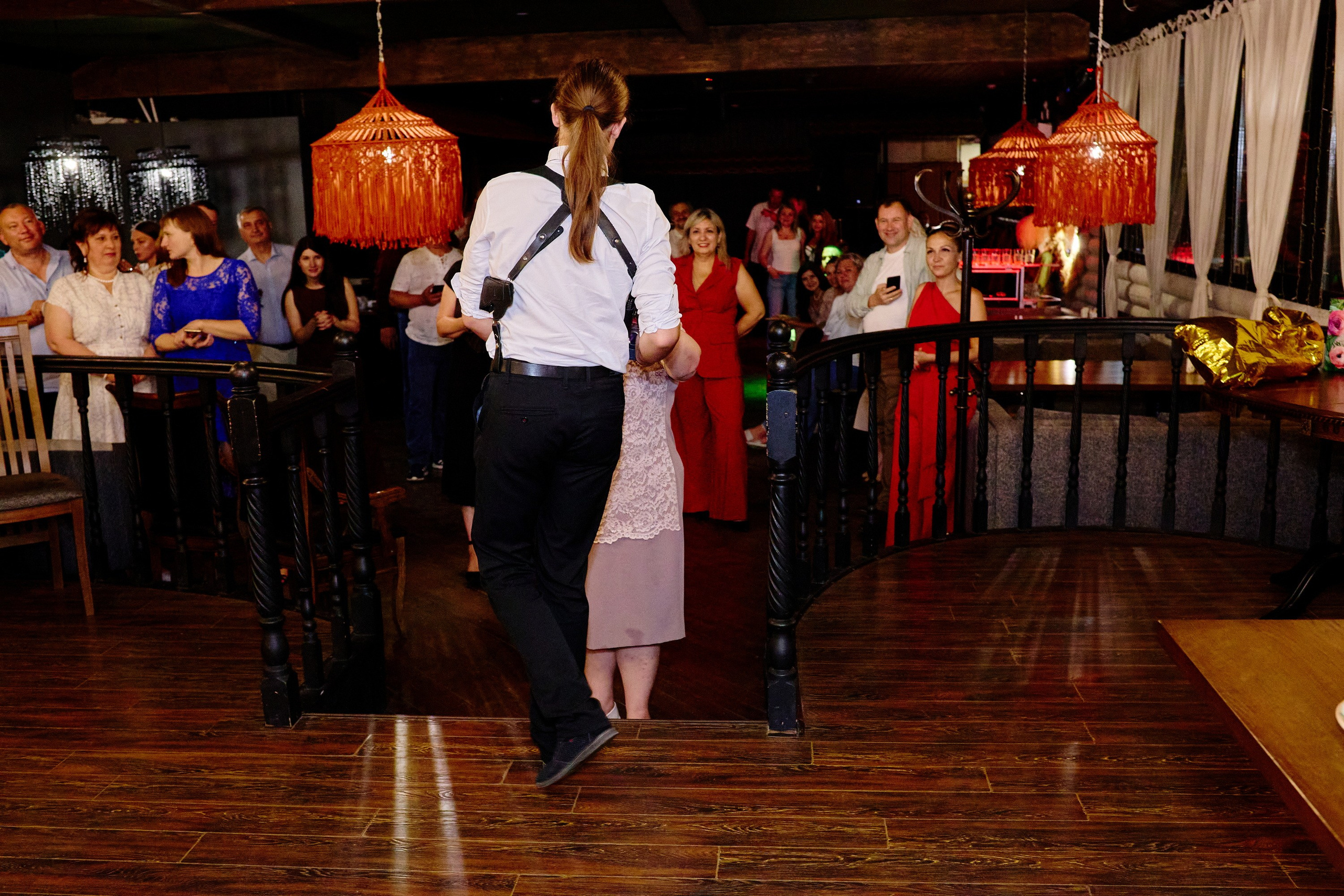 Выпускной 35 Сош. Фотограф Выпускные альбомы Таганрог Сергей Коробченко