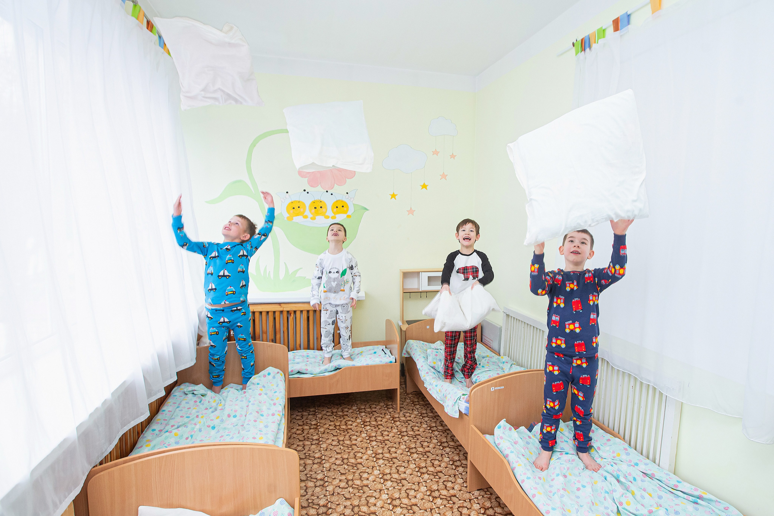 Спальня в детском саду. Свадебный, семейный, детский фотограф в Санкт-Петербурге