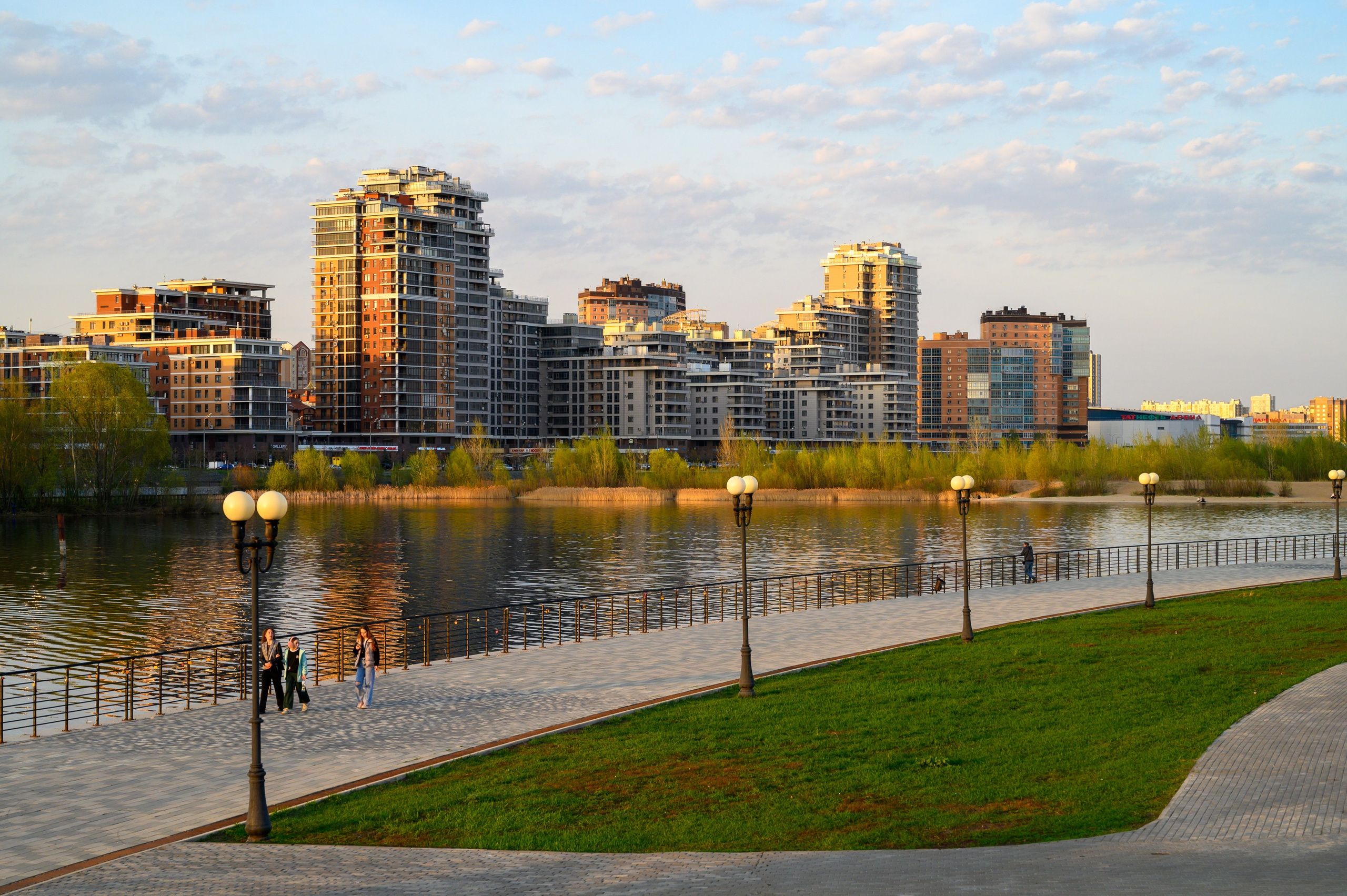 Вид на современную архитектуру от "Чаши"