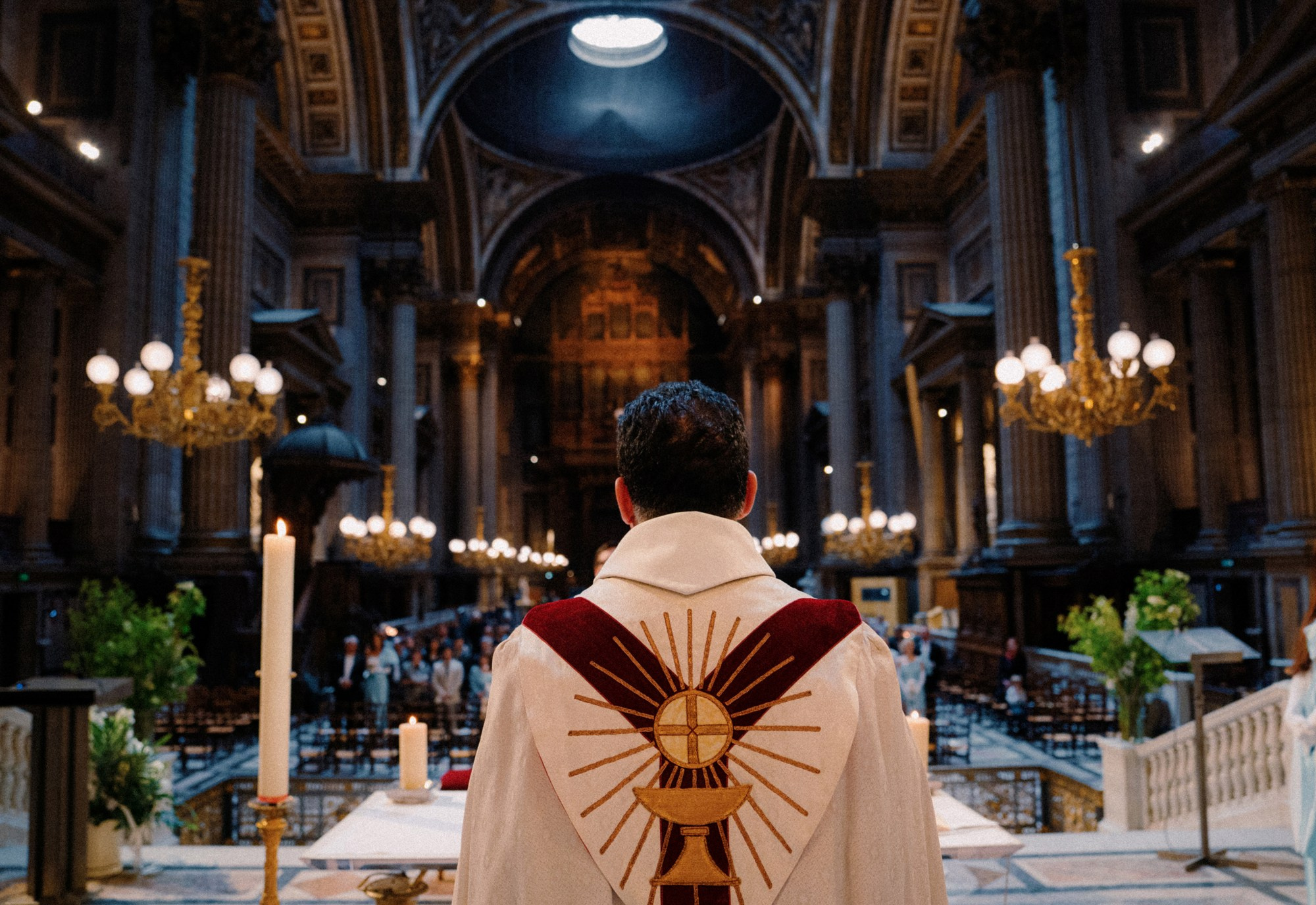 CATHÉDRALE DE PARIS. Светский свадебный фотограф в Москве и Европе Арсений Прусаков