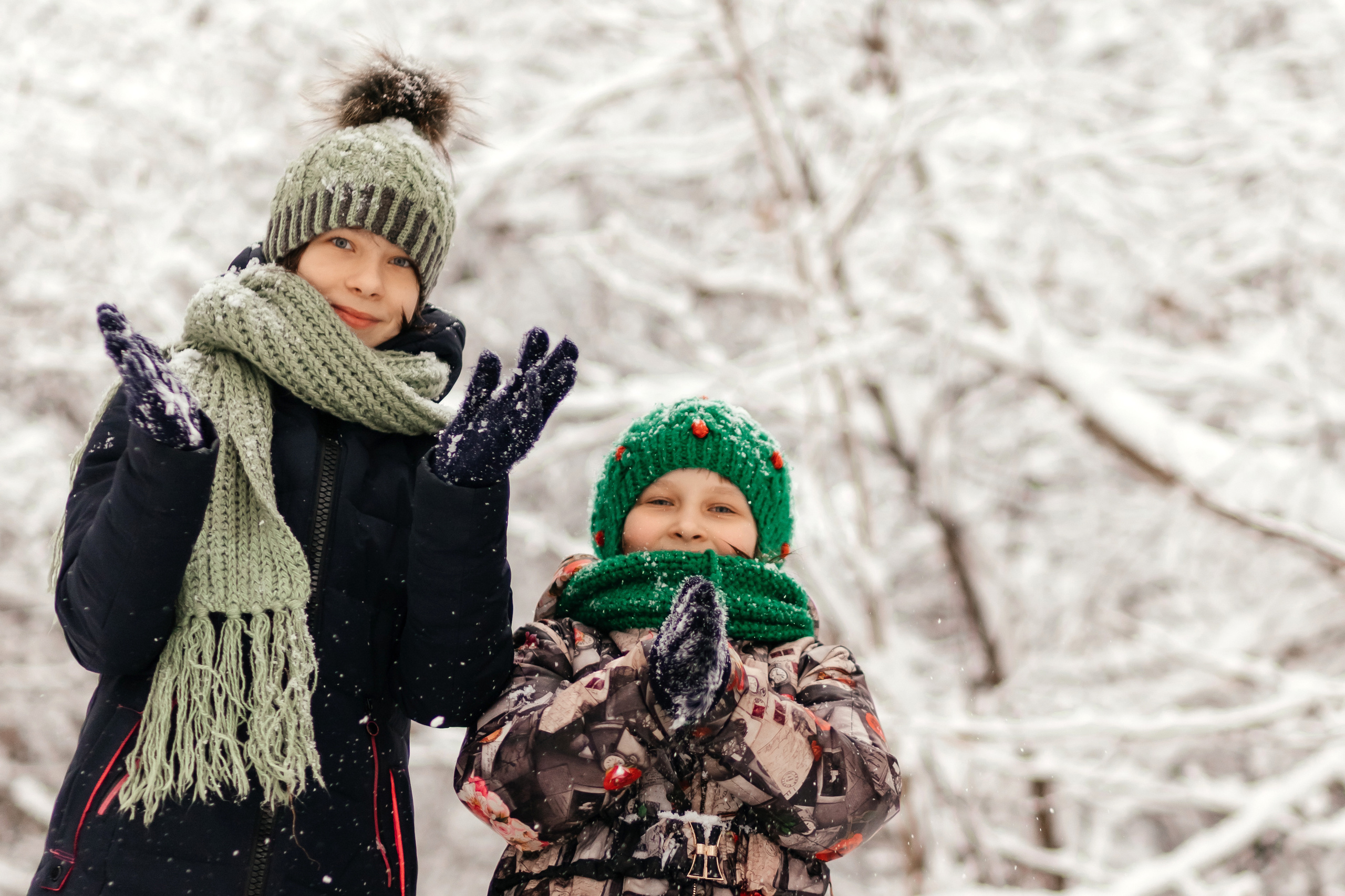 Лес. Сестрички. Семейный фотограф в Минске Приболовец Светлана