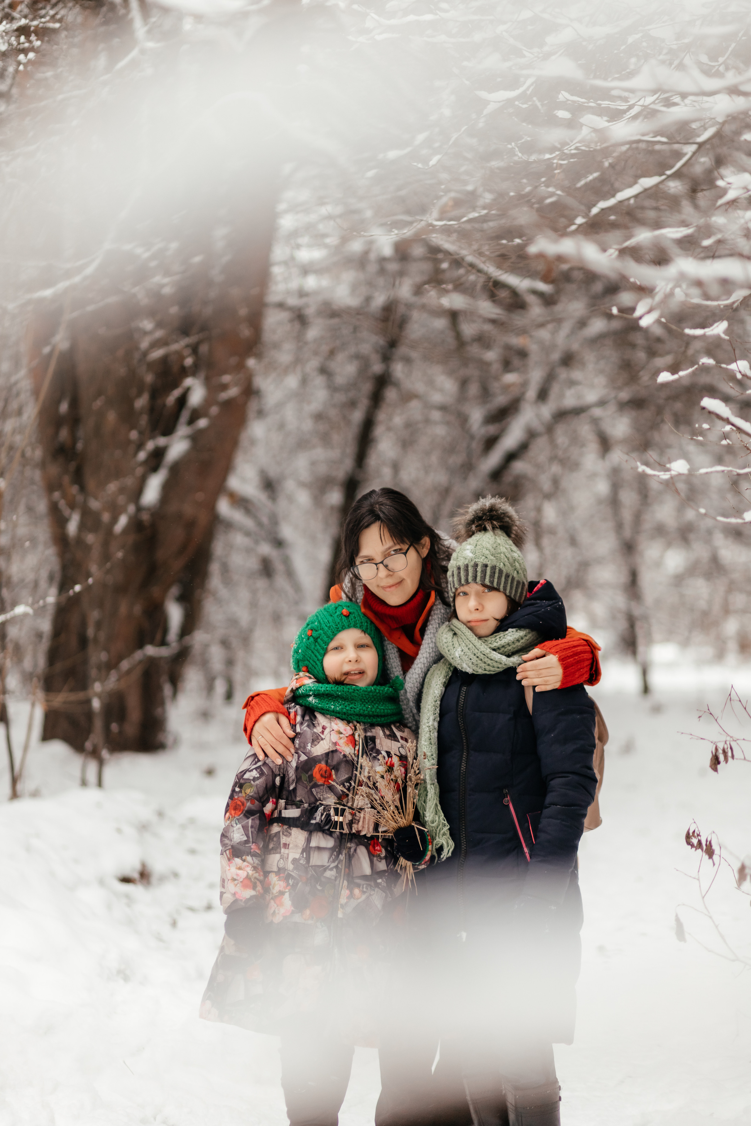 Лес. Сестрички. Семейный фотограф в Минске Приболовец Светлана