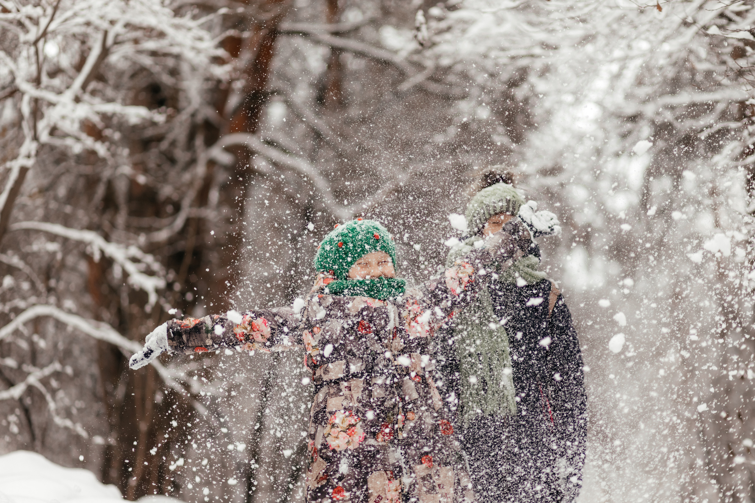 Лес. Сестрички. Семейный фотограф в Минске Приболовец Светлана