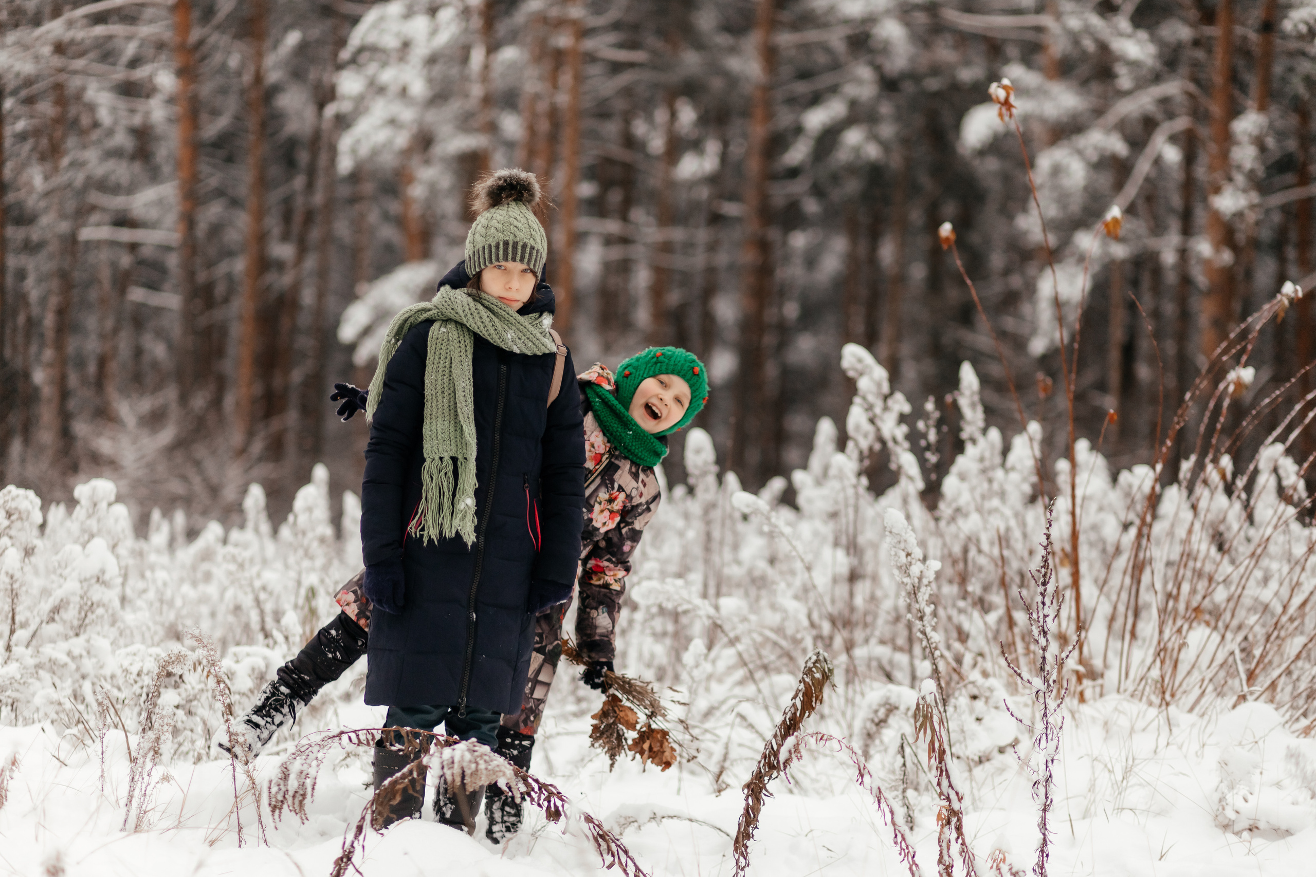 Лес. Сестрички. Семейный фотограф в Минске Приболовец Светлана