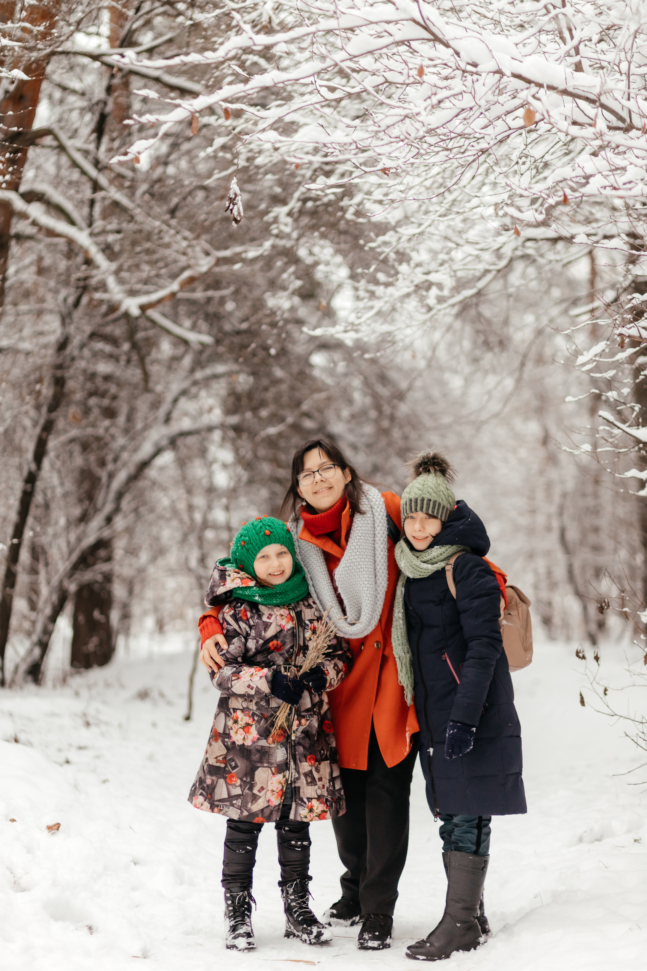 Лес. Сестрички. Семейный фотограф в Минске Приболовец Светлана