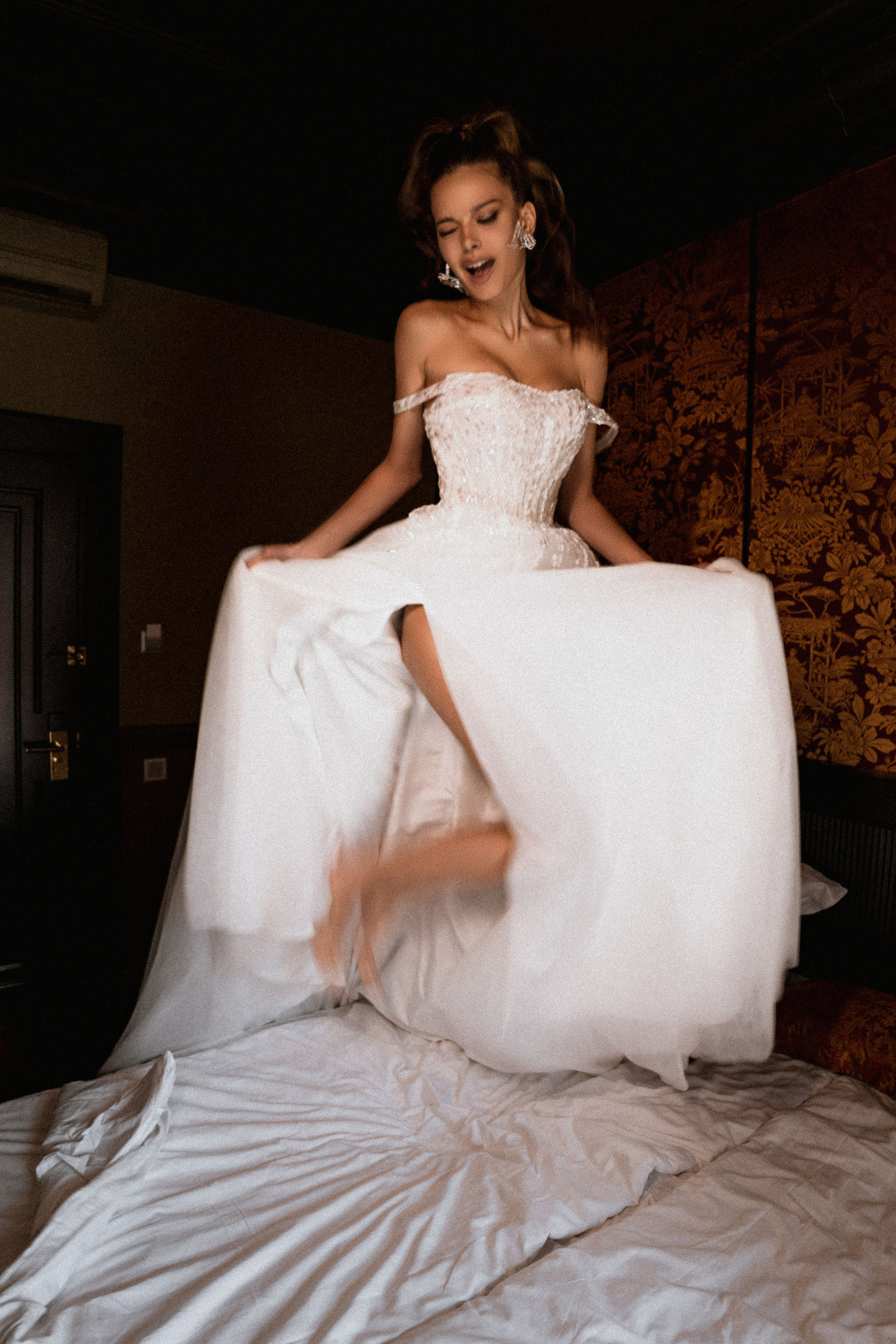 Фотосессия в образе «утро невесты» для Анастасии. Свадебный и портретный фотограф Клипа Максим