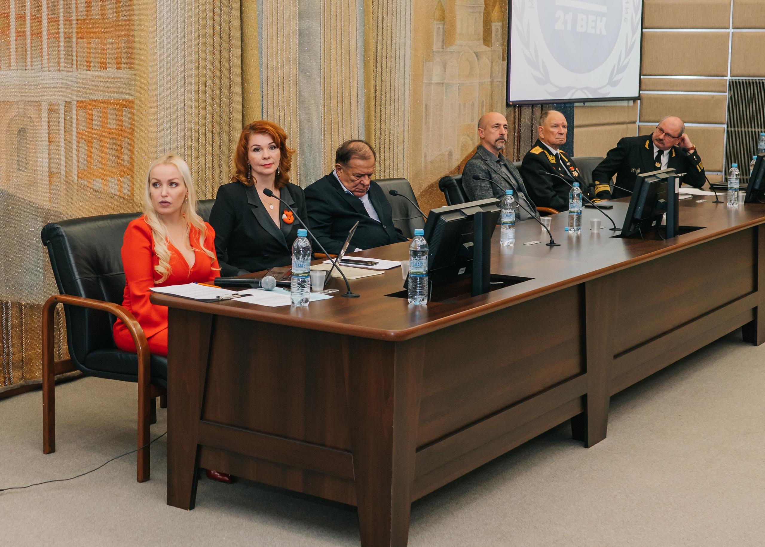 Международный проект «Наш Мир». Женский фотограф в Москве Анастасия Сидорова