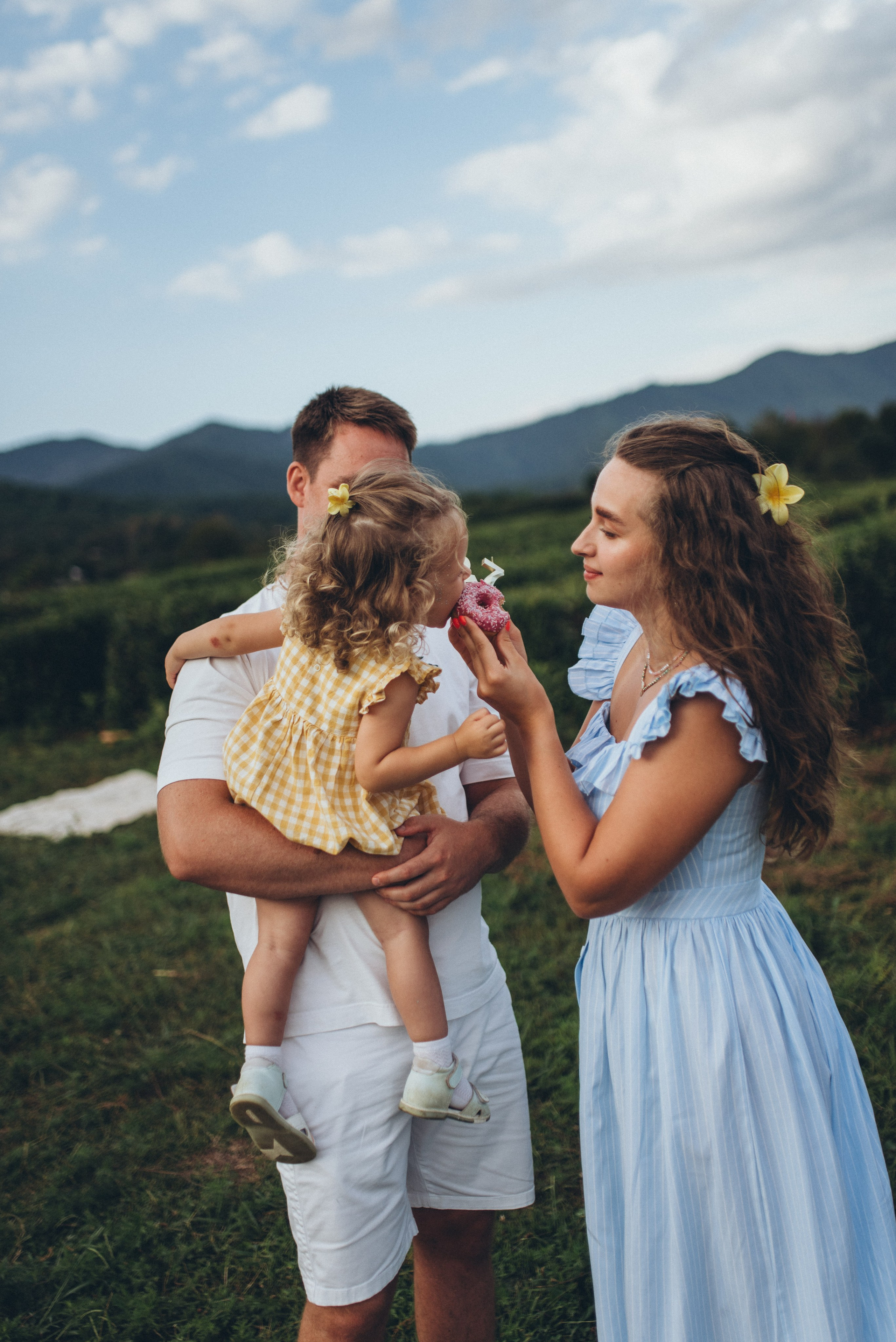 Семейная фотосессия на чайной плантации Сочи. Фотограф в Сочи — Маргарита Поганова