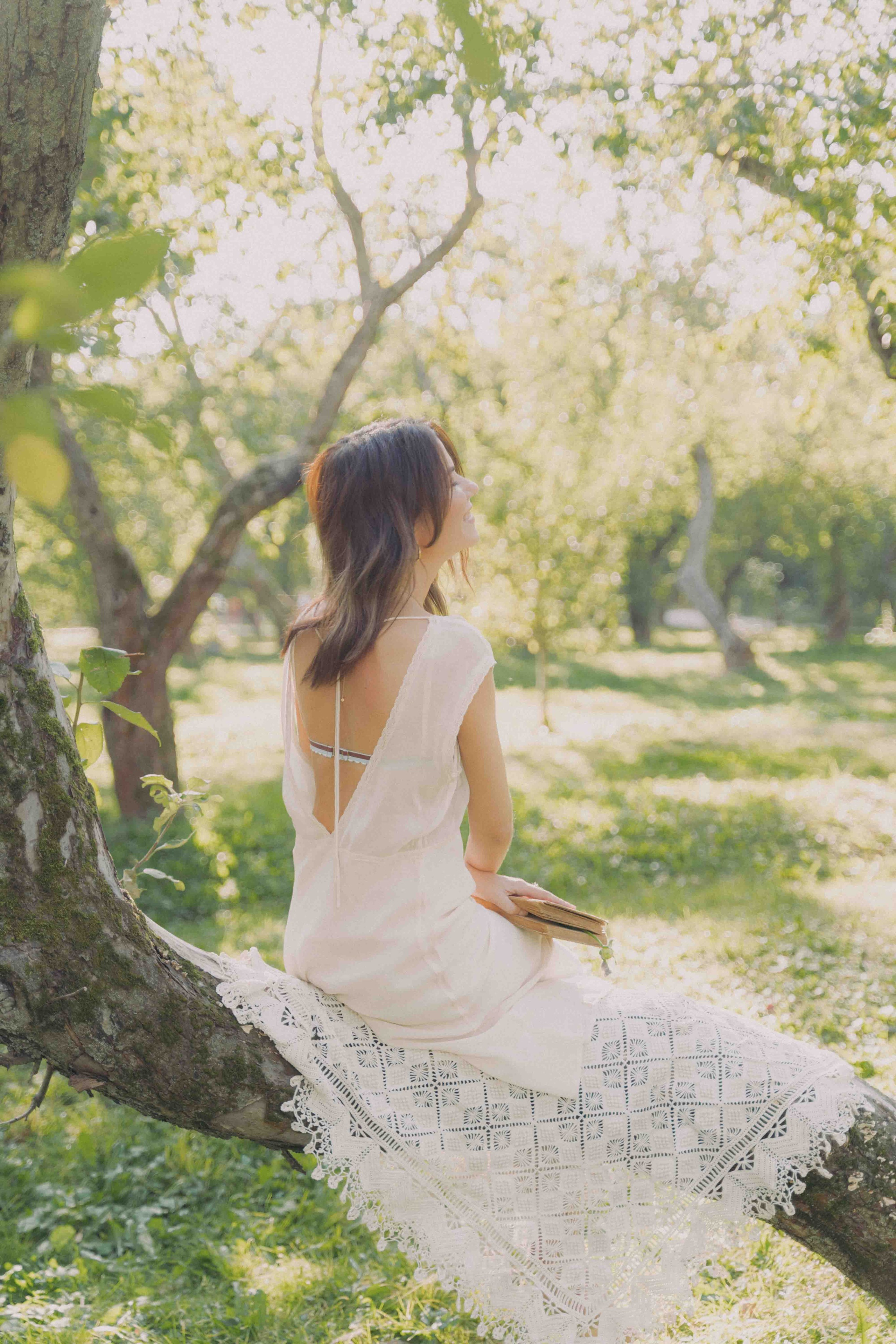 Яблоневый сад и гамак. Фотограф и видеограф в Москве и Абу Даби Мария Кулагина