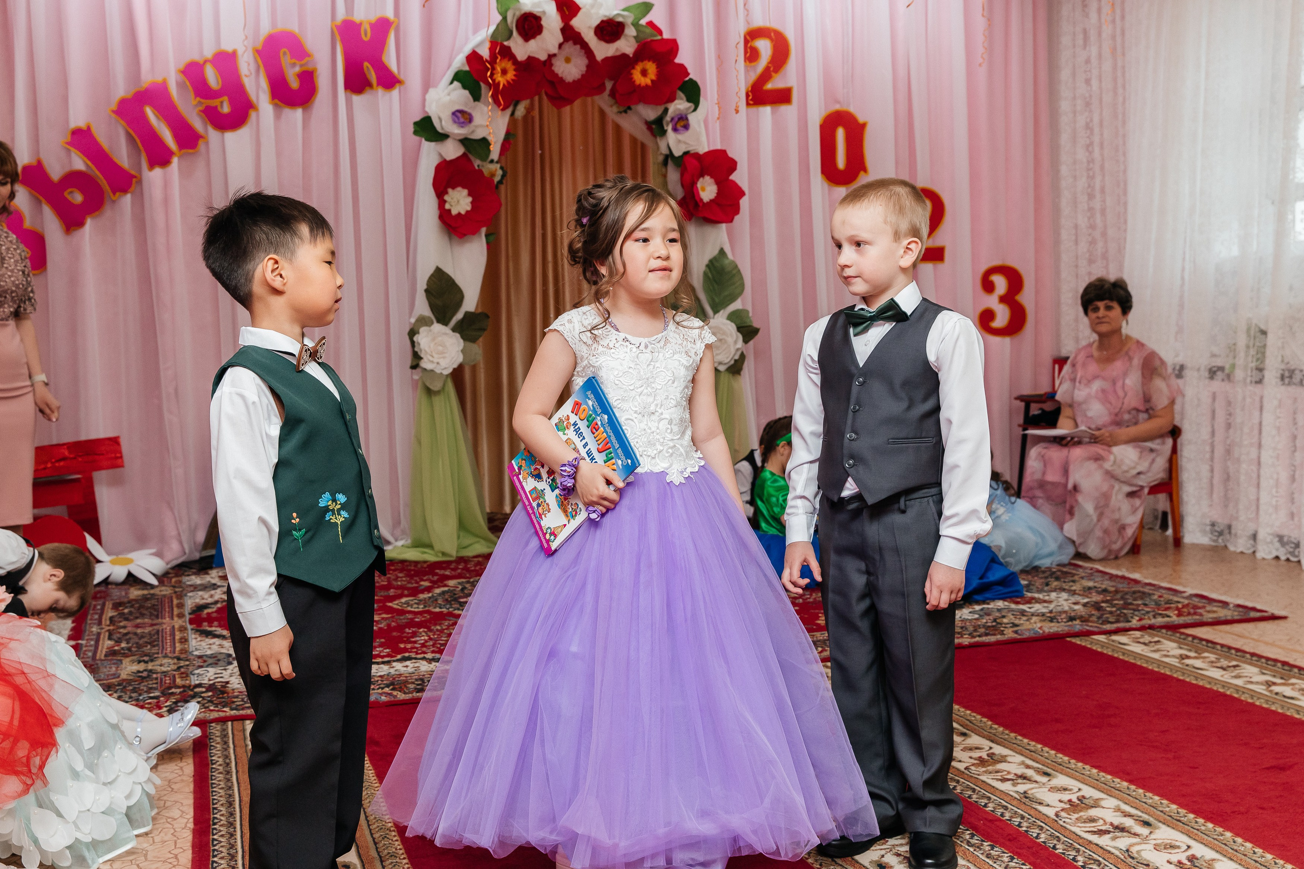 Выпускной Солнышко 2023. Воронистая Анастасия. Фотограф Якутия, Томпонский район