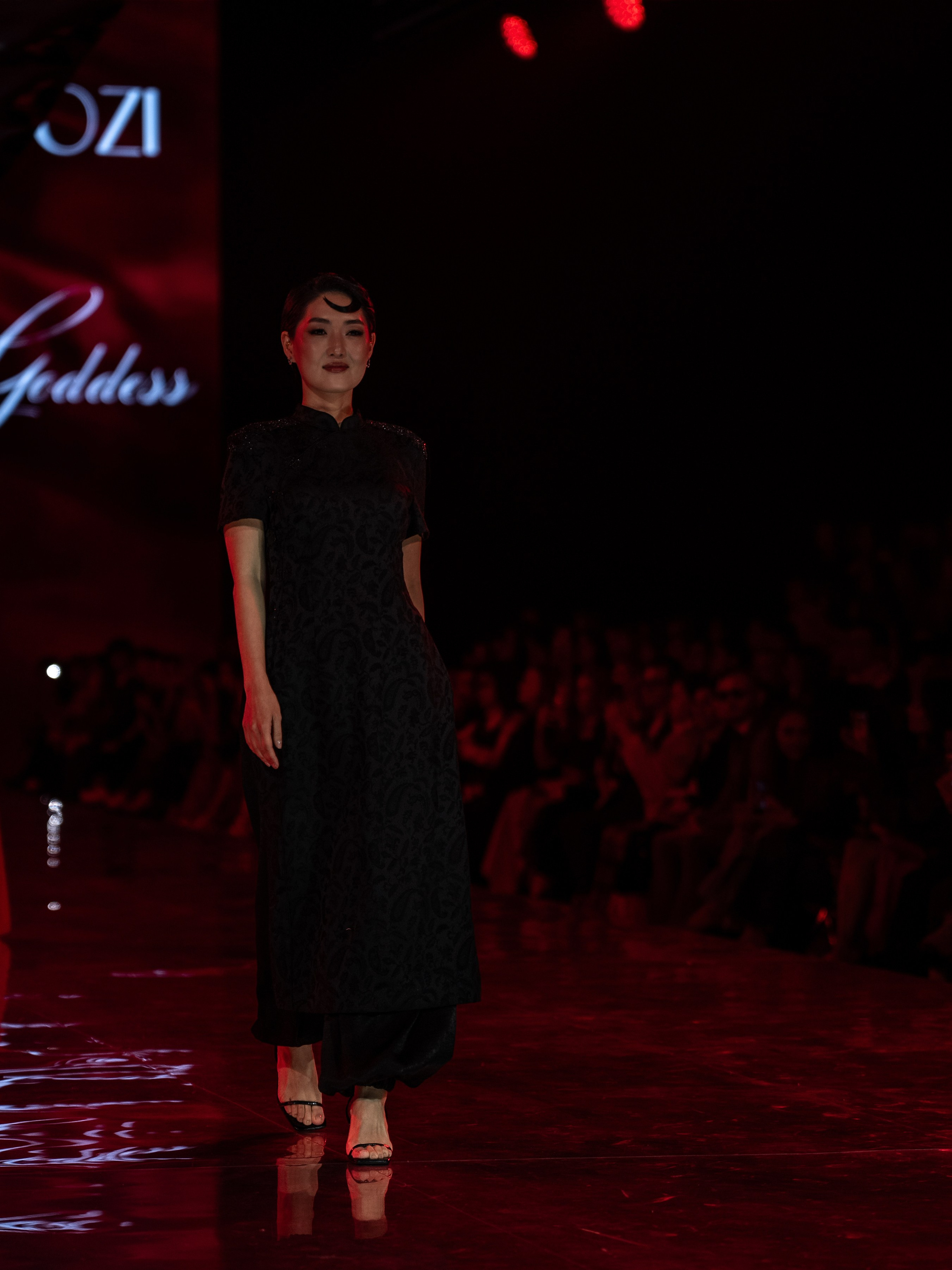 Kazakhstan Fashion Week Zardozi. Сайт Алматинского НЮ АРТ, будуар и фэшн фотографа Дениса Карпенко