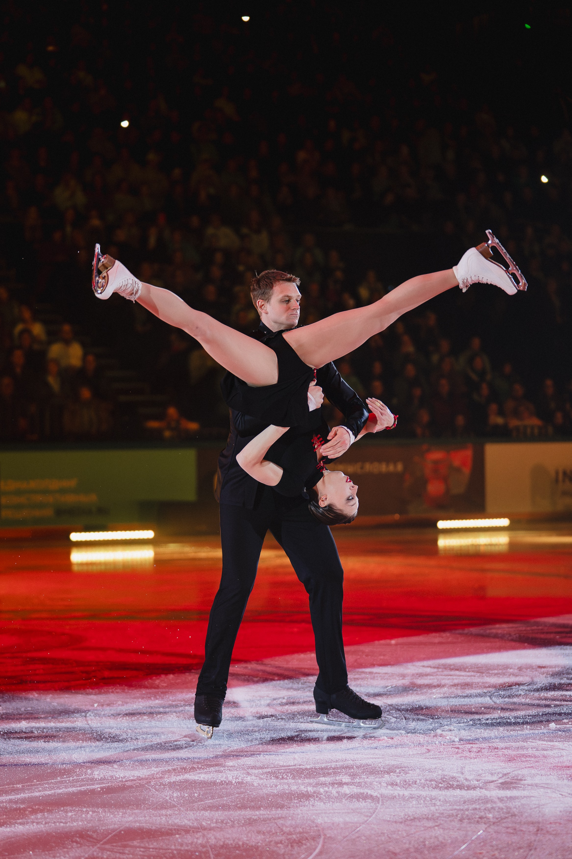 Шоу Этери Тутберидзе в Новосибирске. Воробьева Ксения — Спортивный и танцевальный фотограф Новосибирск