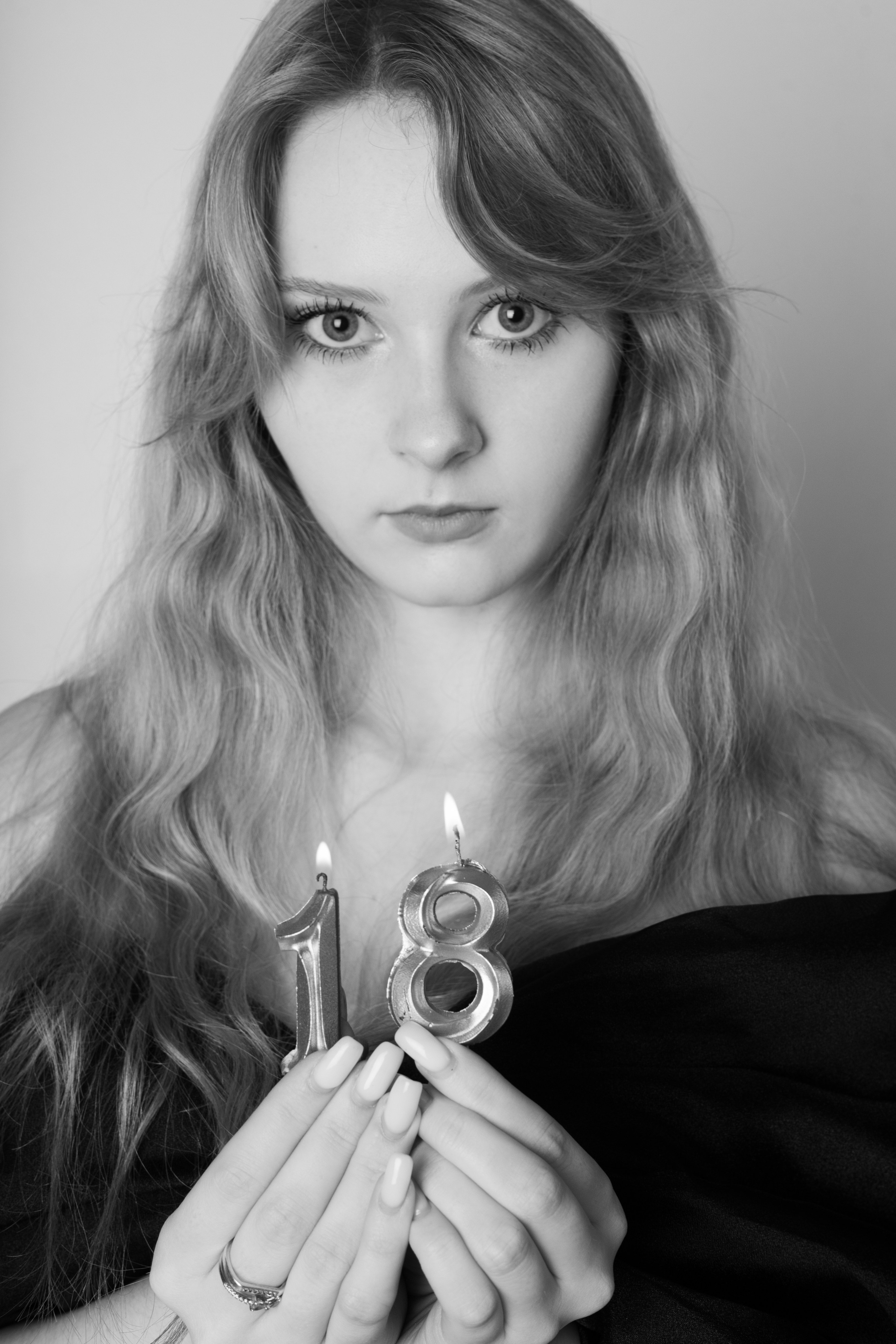 Студийная съемка. Привет, меня зовут Юлия Великая!