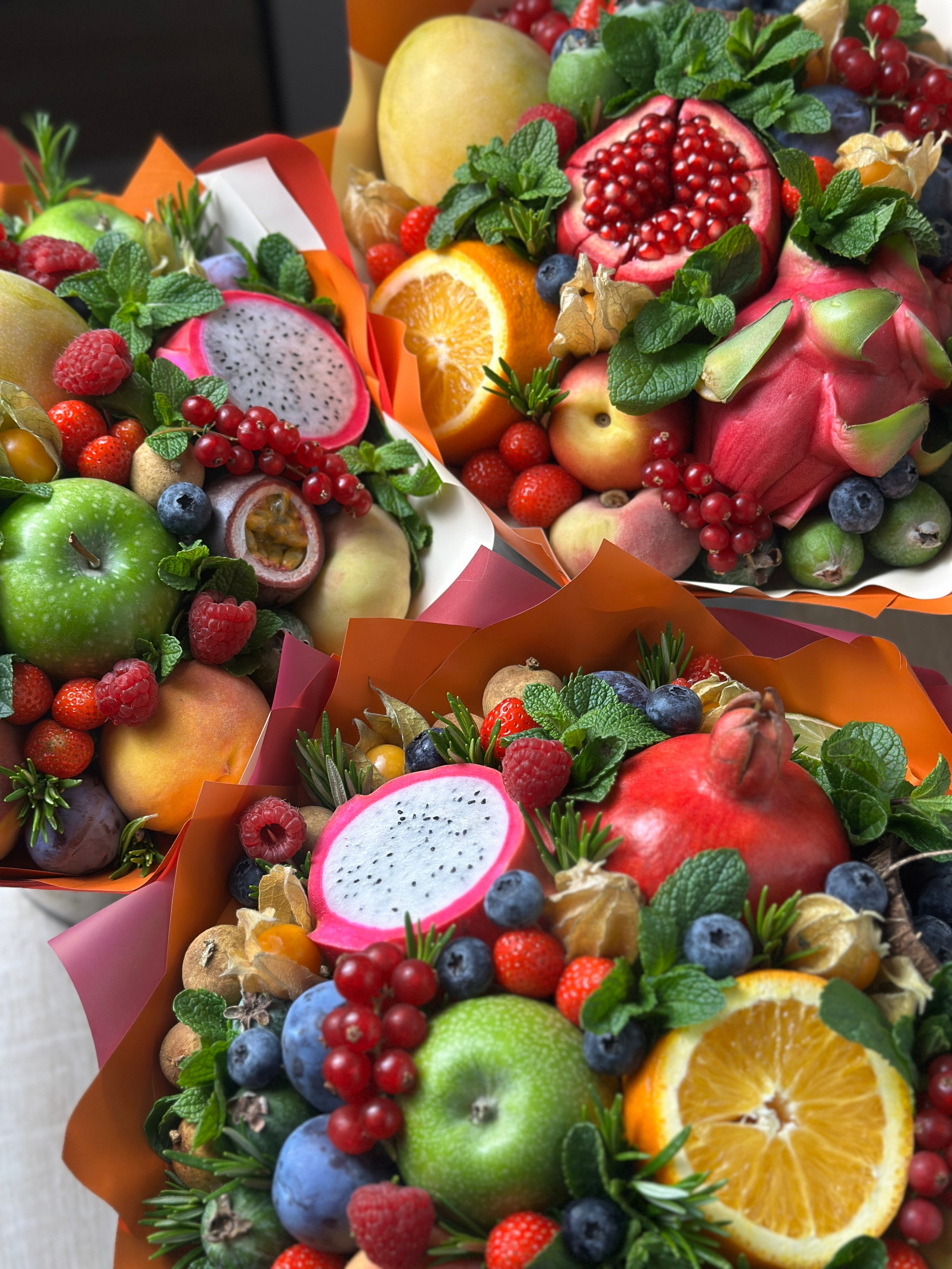 Фруктовые. Выездной кейтеринг, съедобные букеты, торты и сладости на заказ