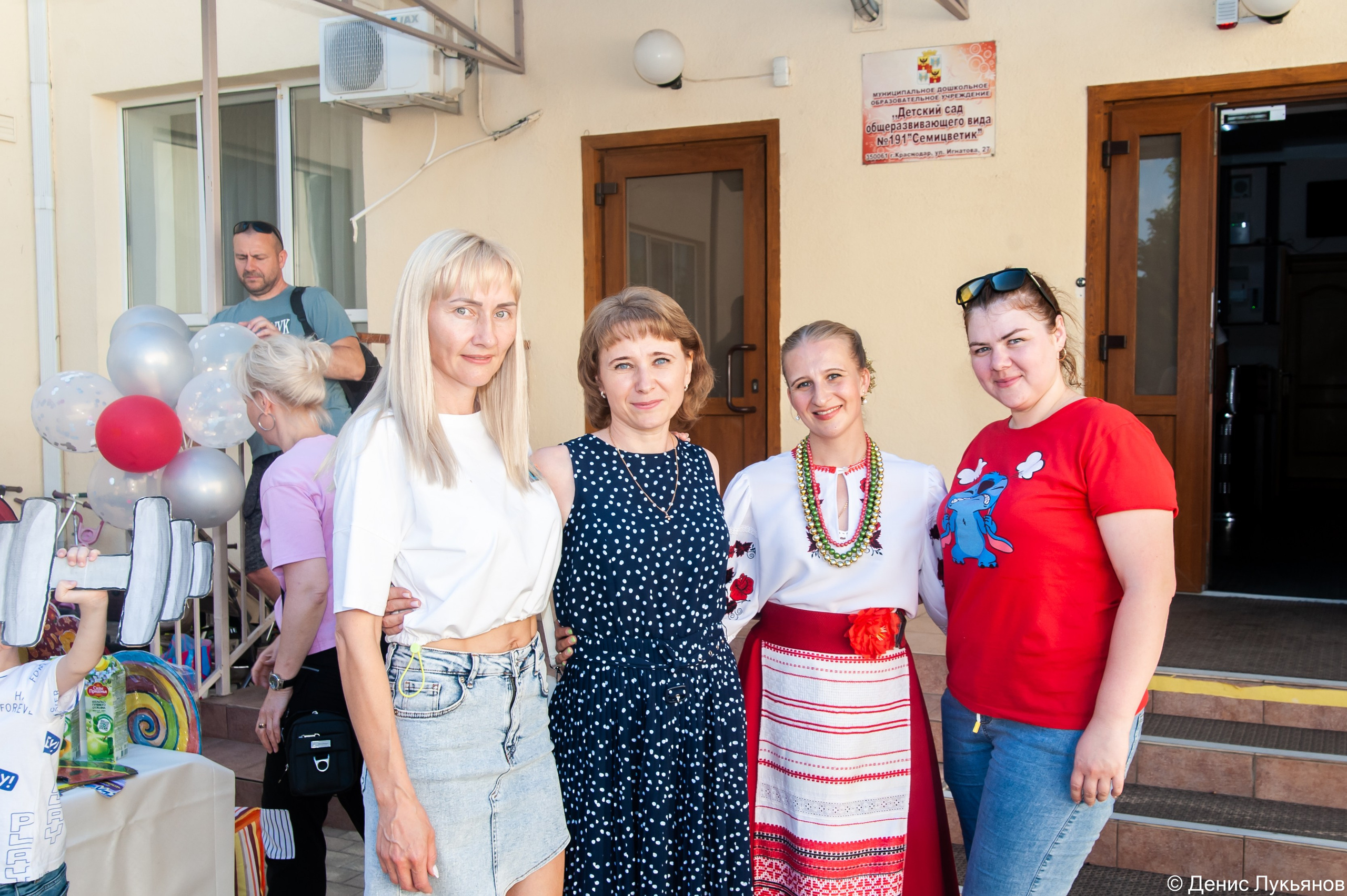 Ярмарка. Свадебный и семейный фотограф Денис Лукьянов в Краснодаре, Краснодарском крае и Республике Крым