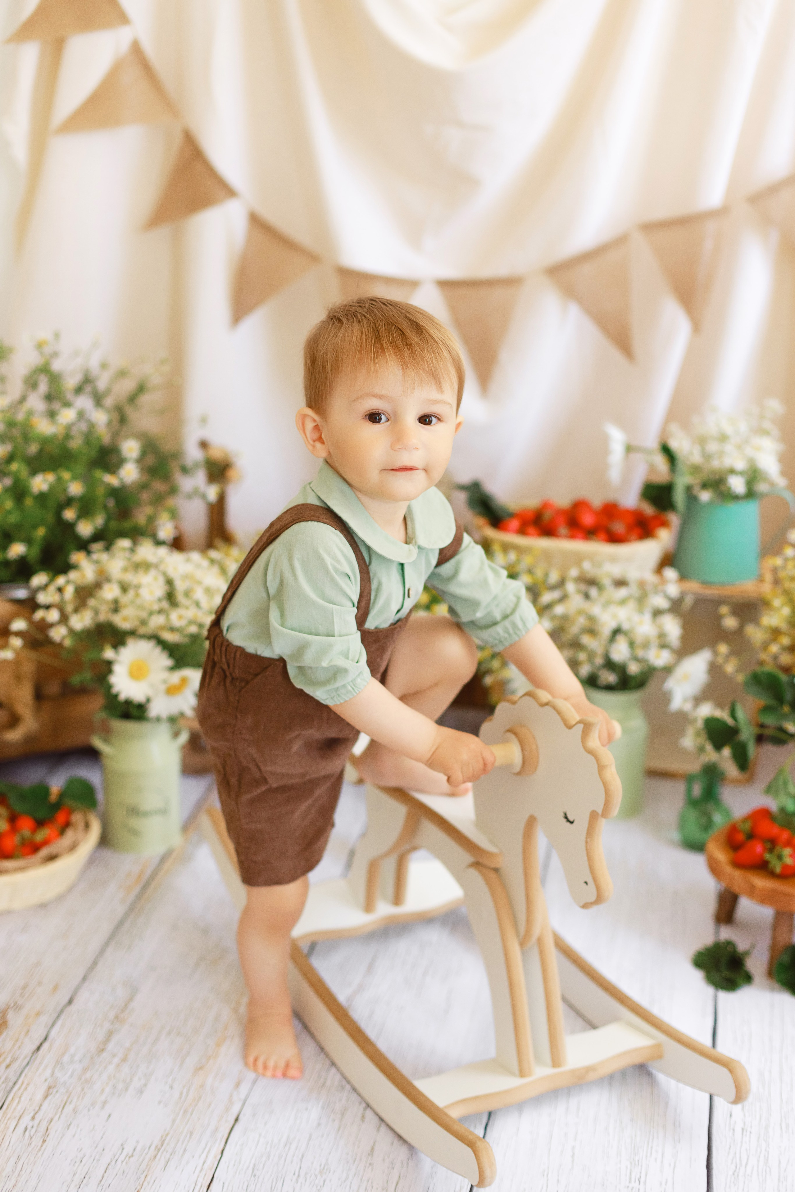 Ян и клубничка. Детский и семейный фотограф в Краснодаре Альбина Морозова