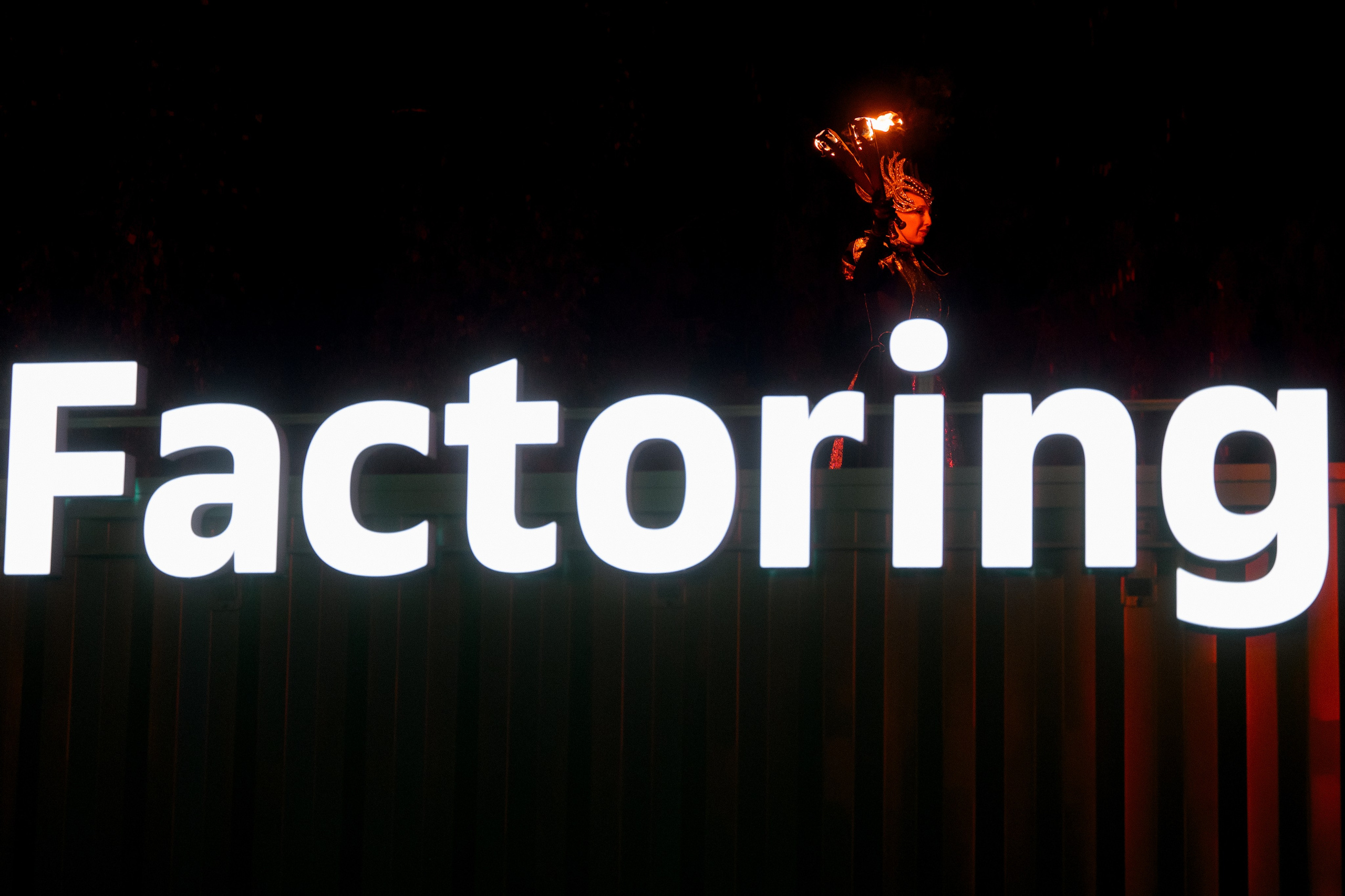 Корпоративные события. Алина Посторонка и Дима Мурашов