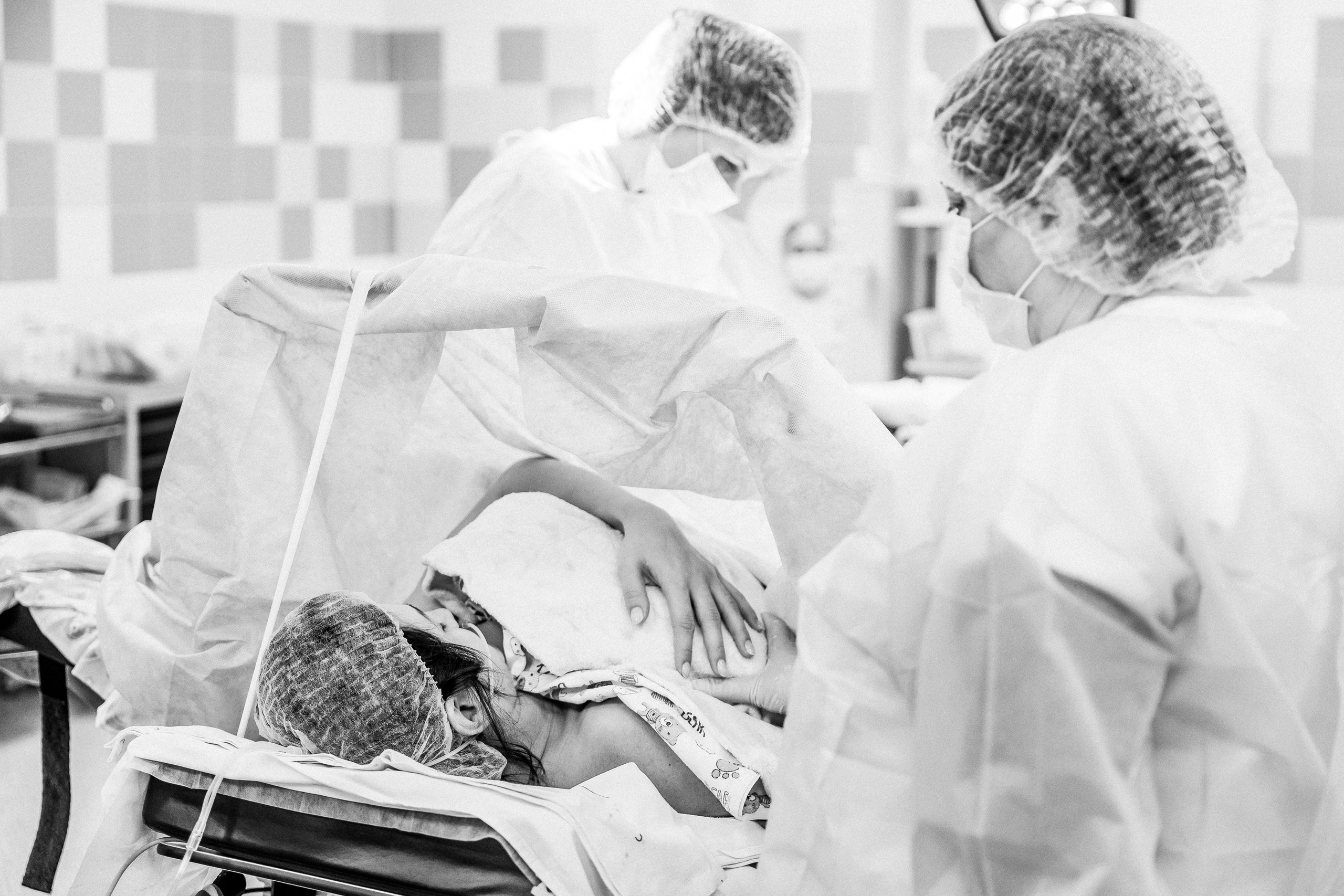 Рождение Оли. Семейный и детский фотограф в Краснодаре. Фотограф новорожденных. Фотограф ньюборн. Фотограф родов Краснодар. Катя Угнивенко