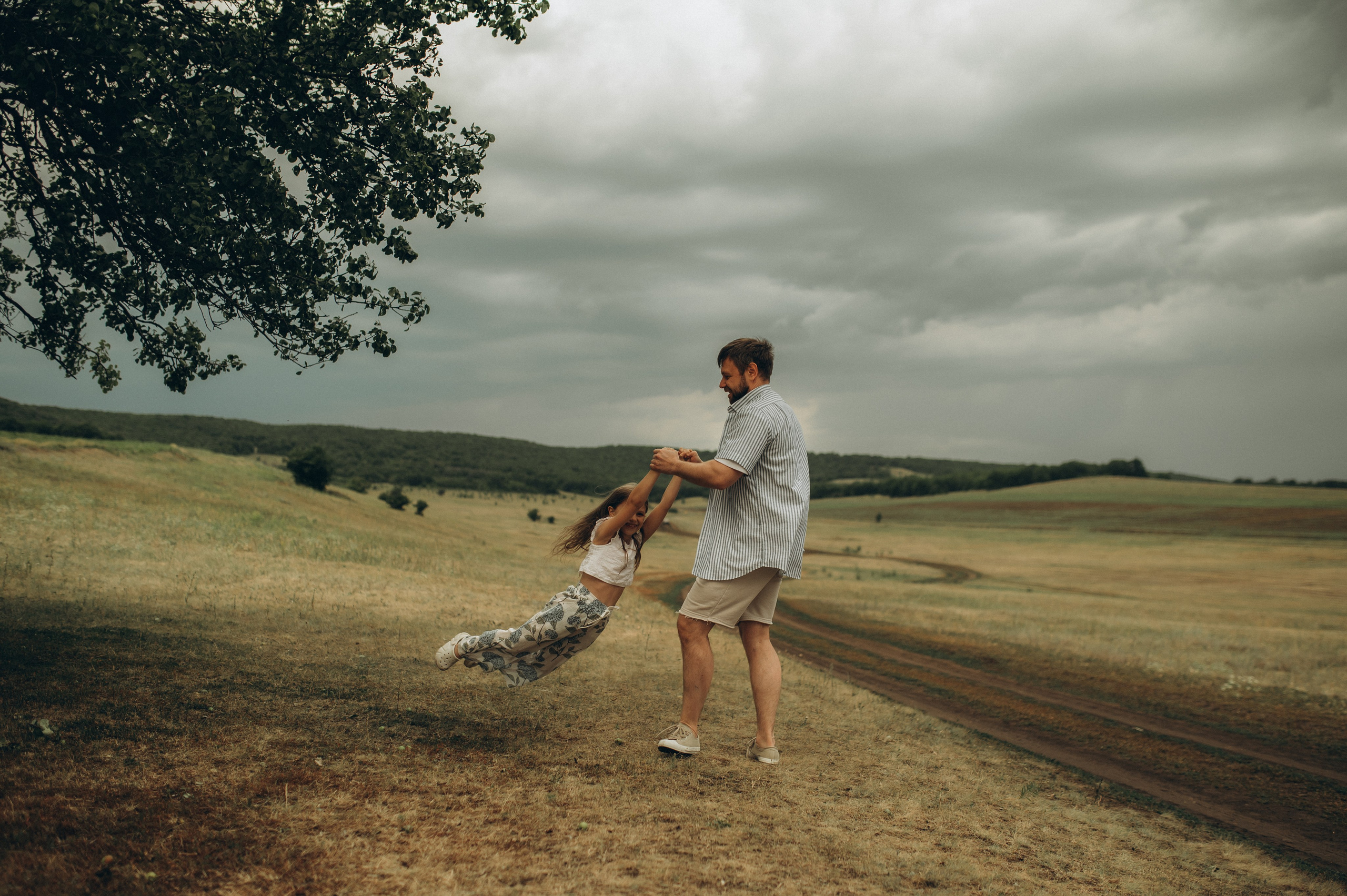 В грозу. Фотограф Быстрова Дарья г. Москва