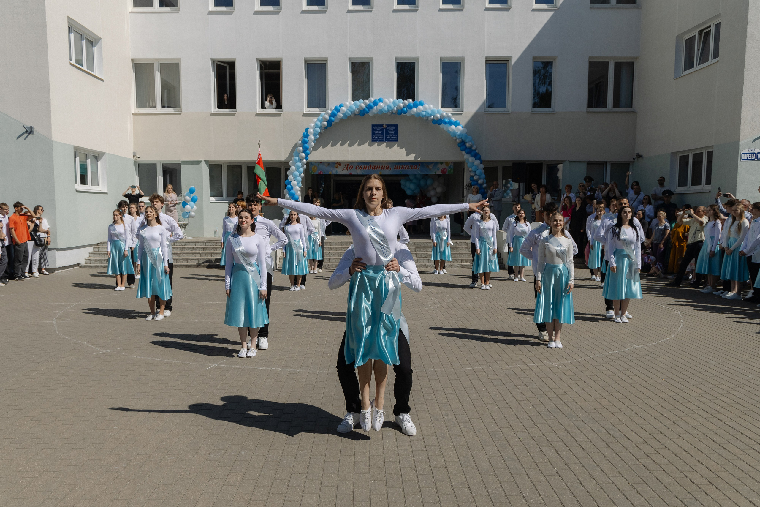 Последний звонок 2024. Свадебный фотограф в Минске/Беларуси Сергей Спиридонов