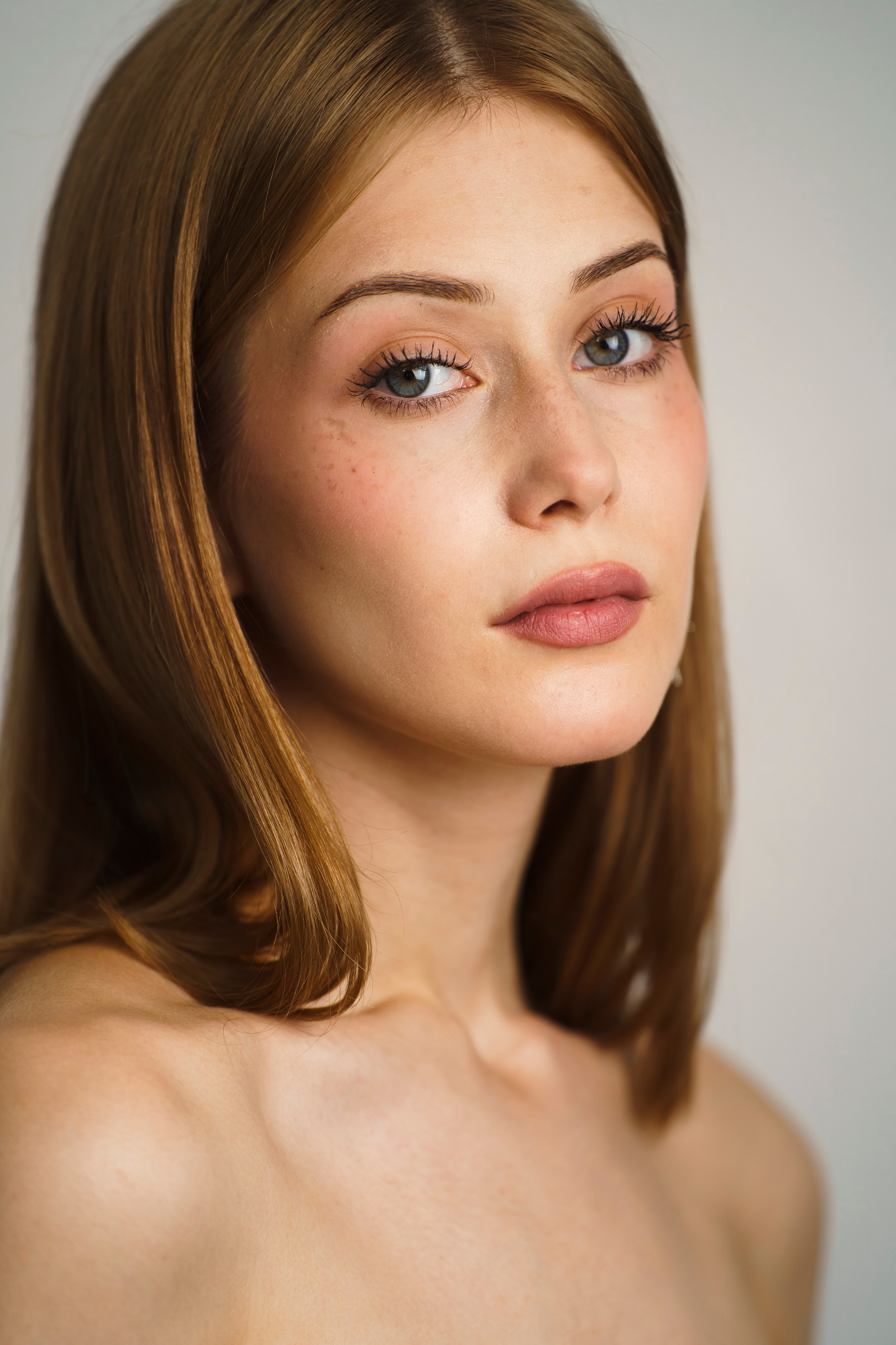 Съемка портрета в студии. Профессиональный портретный фотограф в Москве Владимир Глаголев